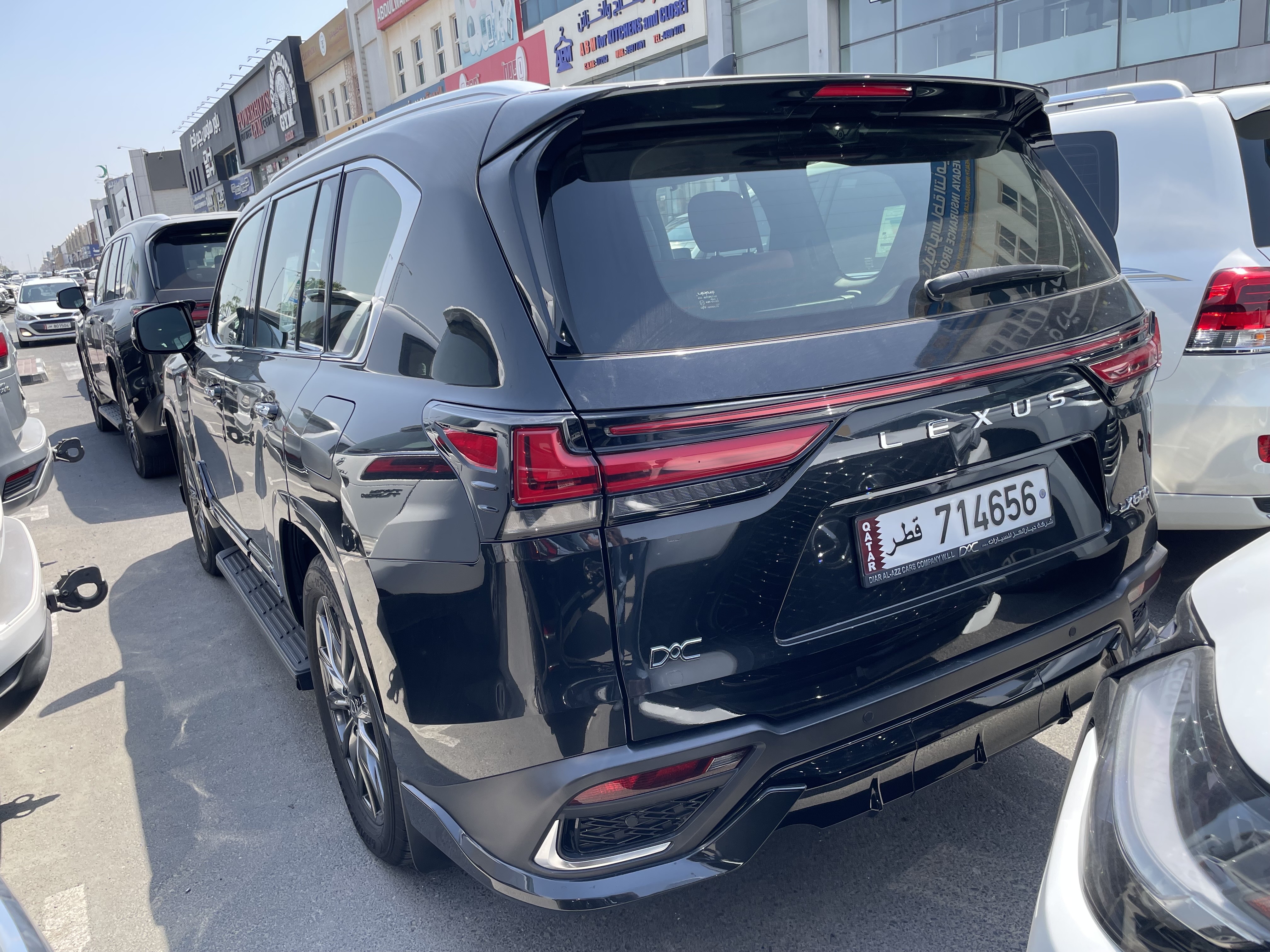 Lexus LX 600  F-Sport 2024 - Image 4