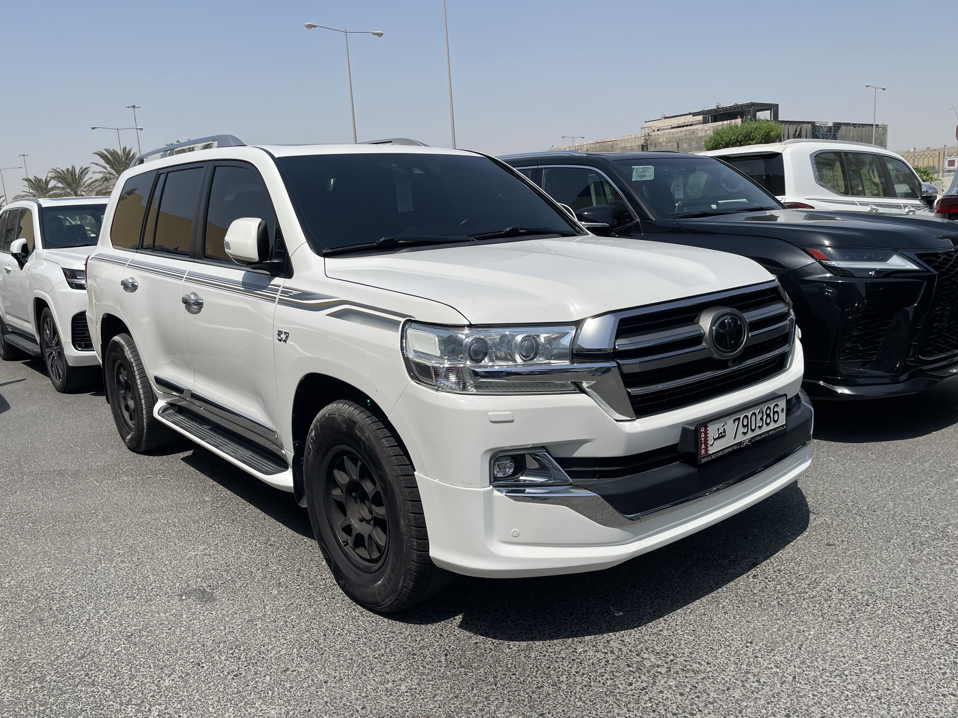 Toyota Land Cruiser VX.S 2019 - Image 2