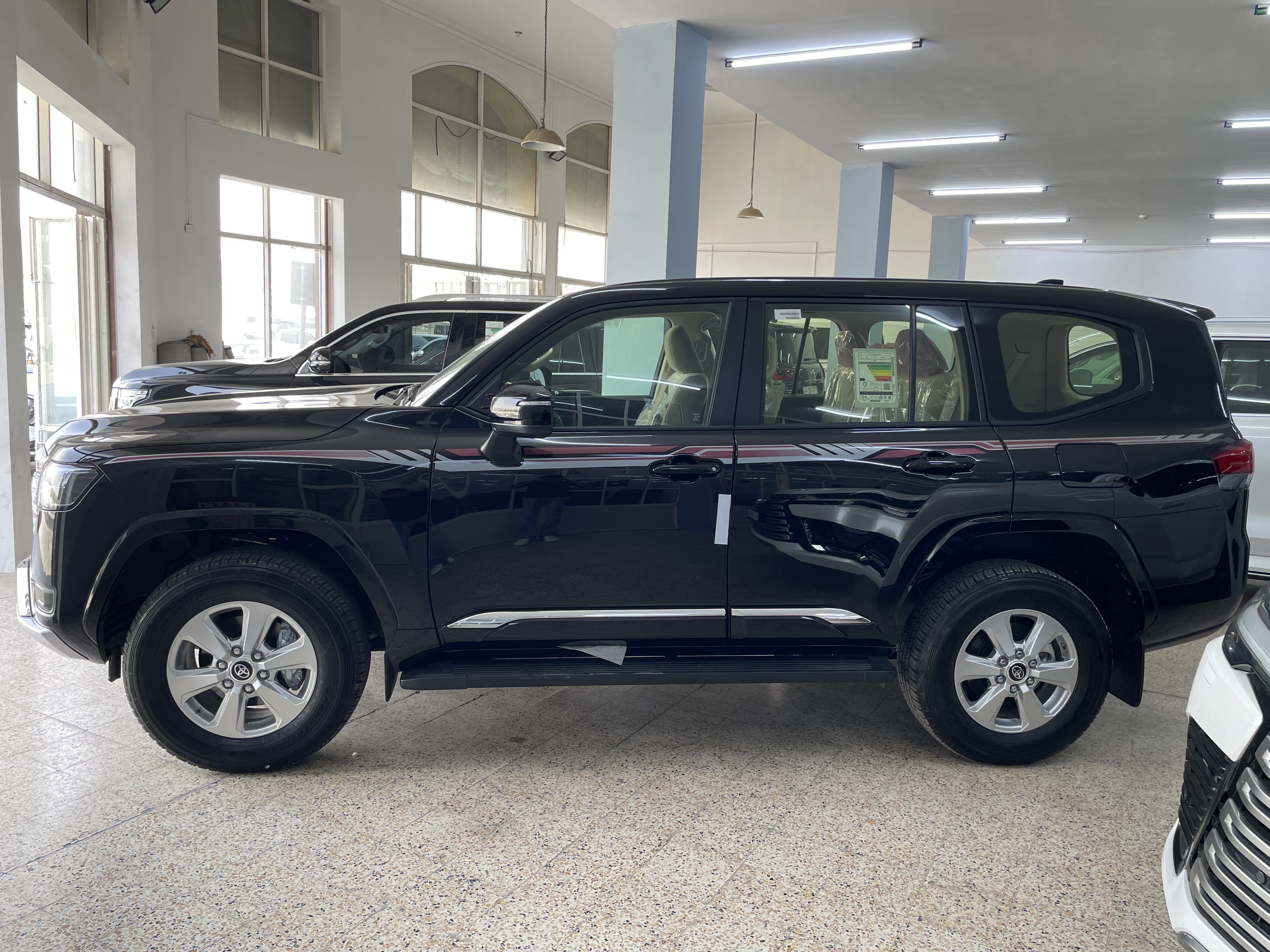 Toyota Land Cruiser GX.R 2025 - Image 4