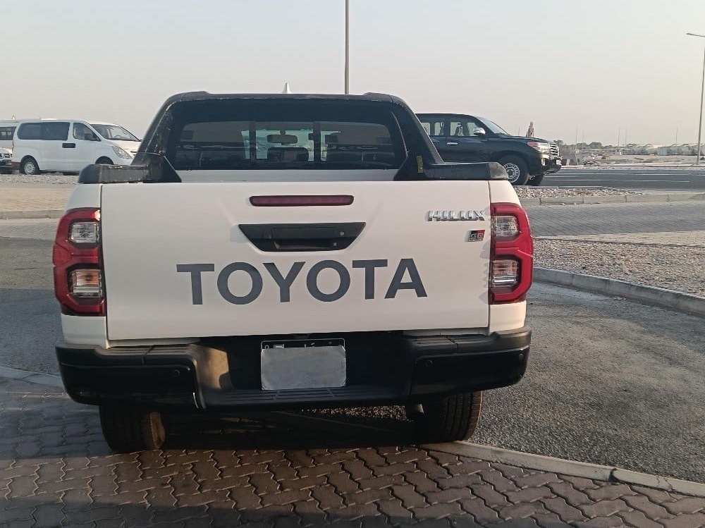 Toyota Hilux GR 2022 - Image 4