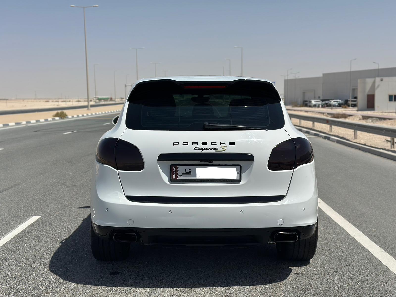Porsche Cayenne S  2012 - Image 4