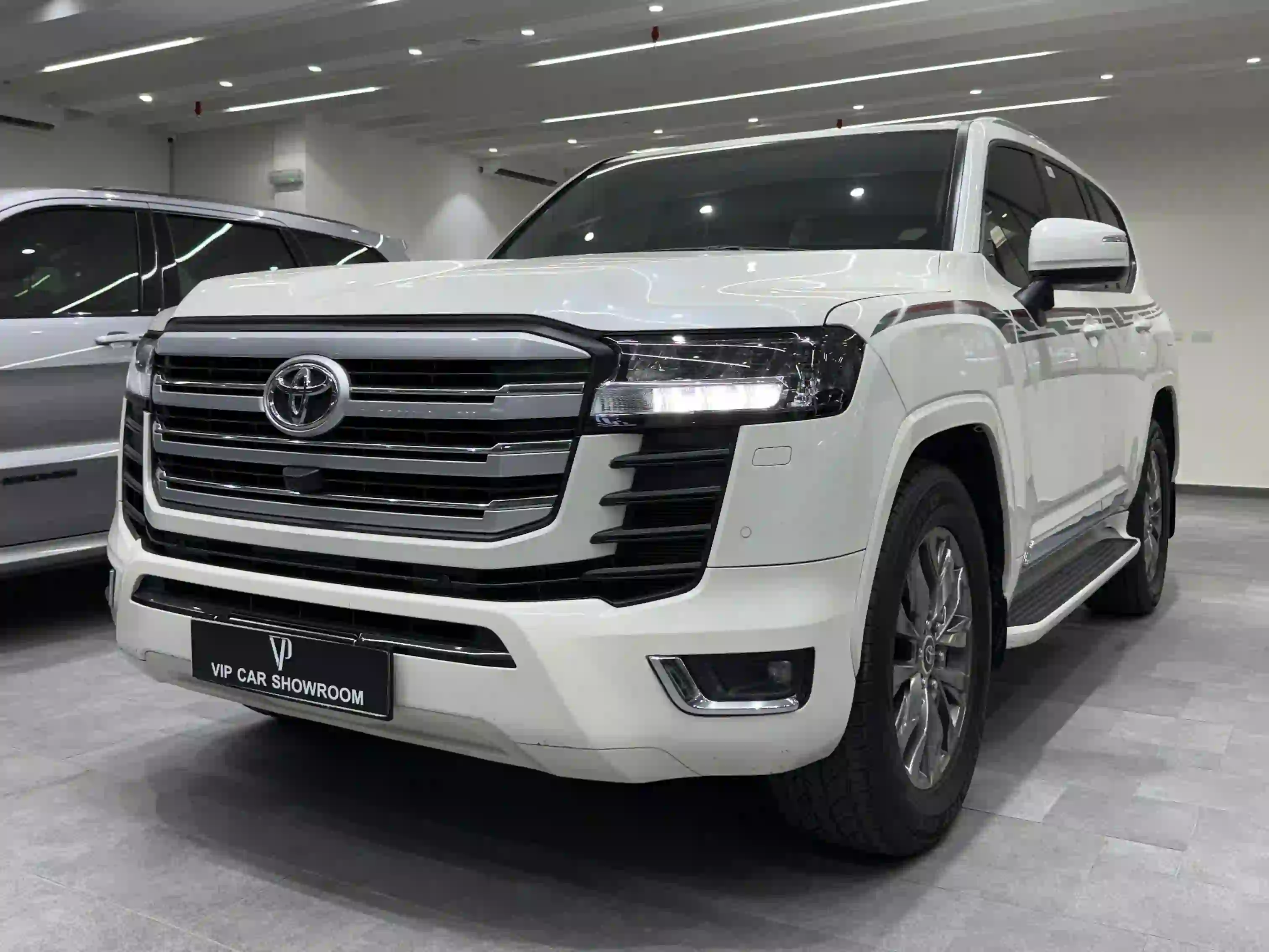Toyota Land Cruiser GX.R 2023 - Image 1