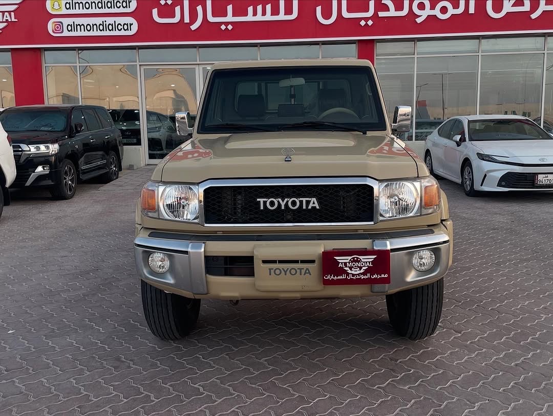 Toyota Land Cruiser LX 2016 - Image 3