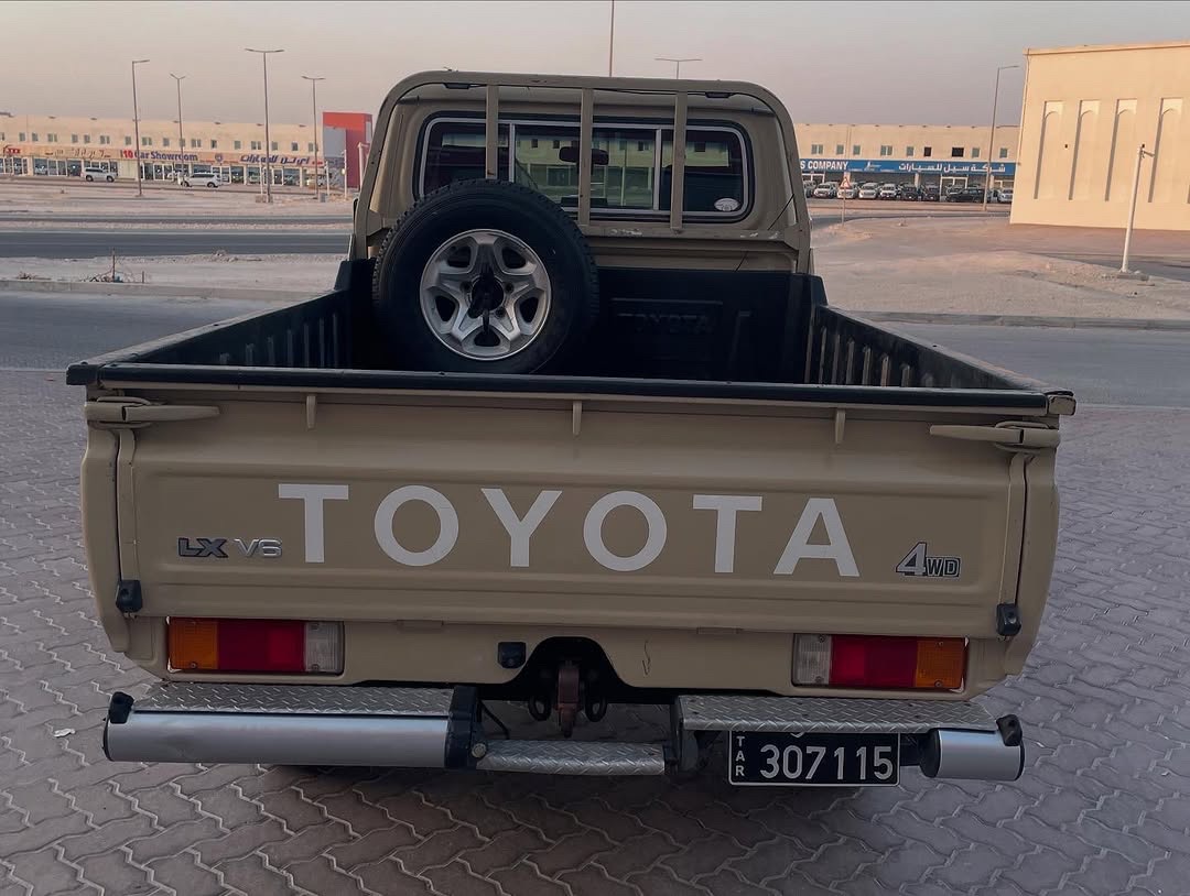 Toyota Land Cruiser LX 2016 - Image 4