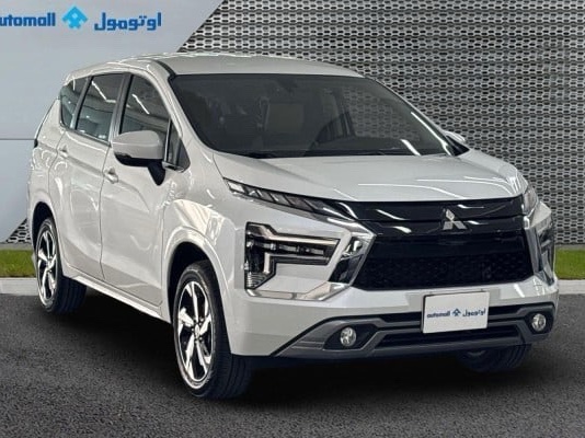 Mitsubishi xpander 2024