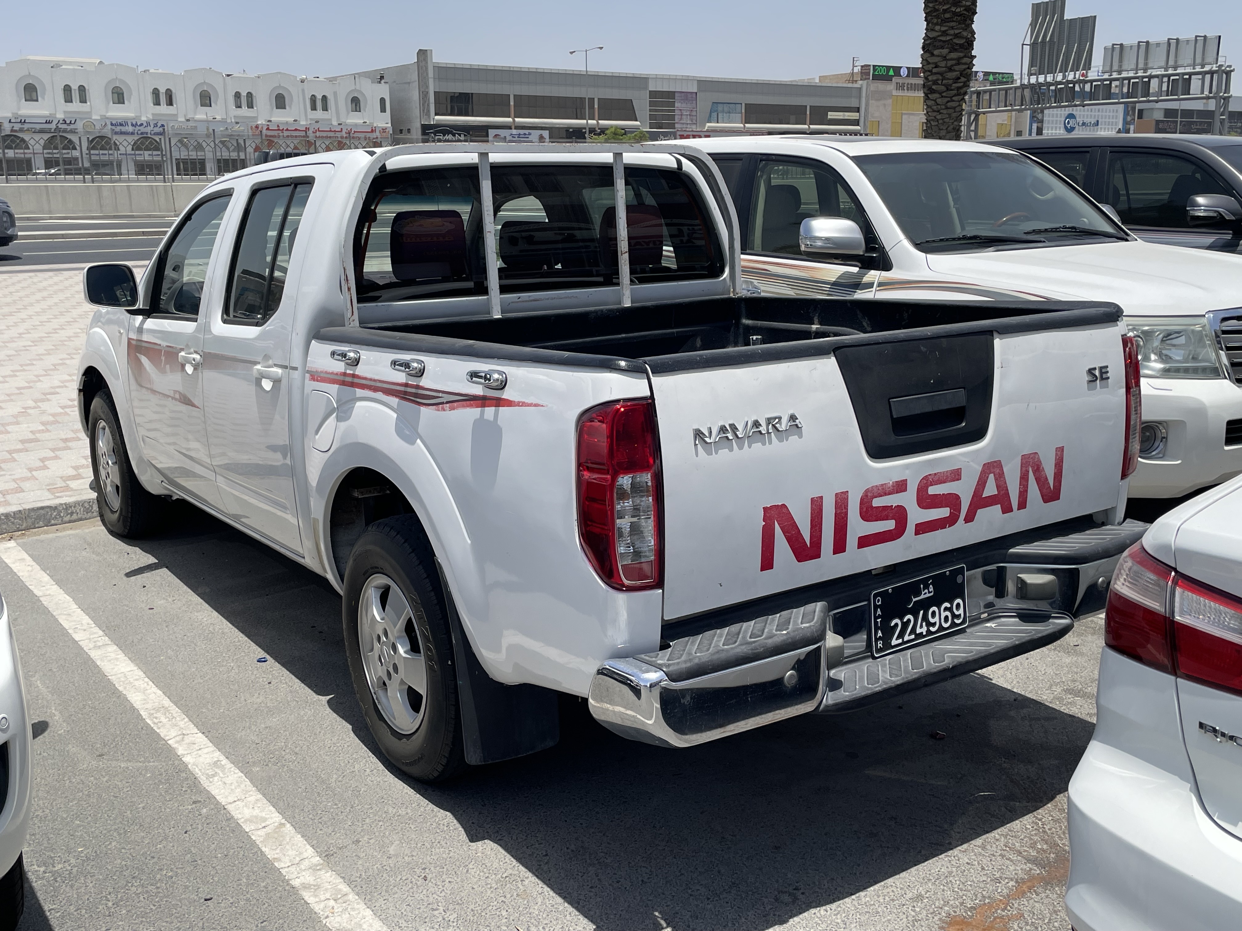 Nissan Navara - Image 2
