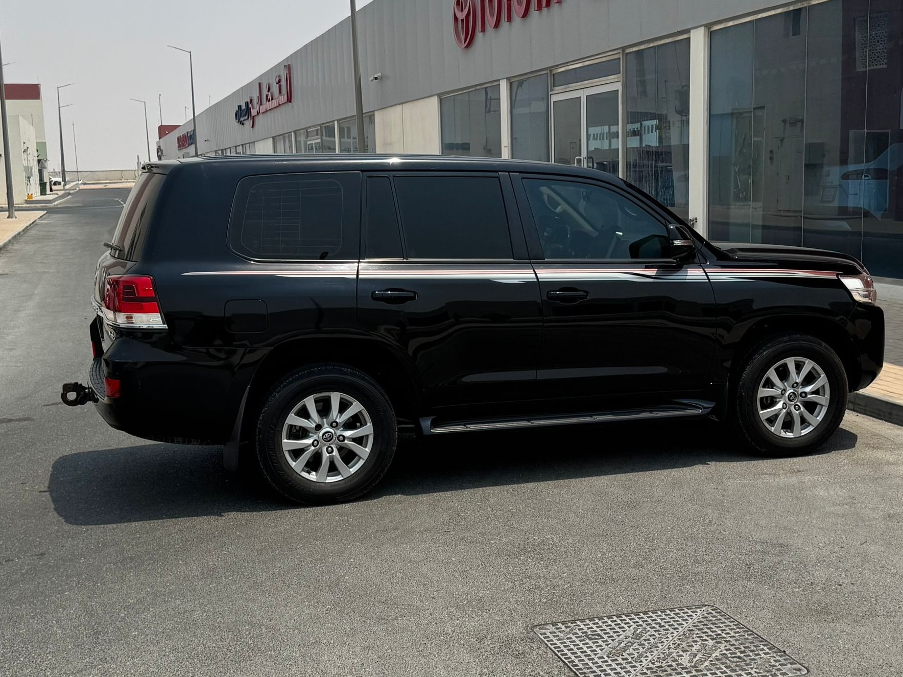 Toyota Land Cruiser GXR v6 2021 - Image 4