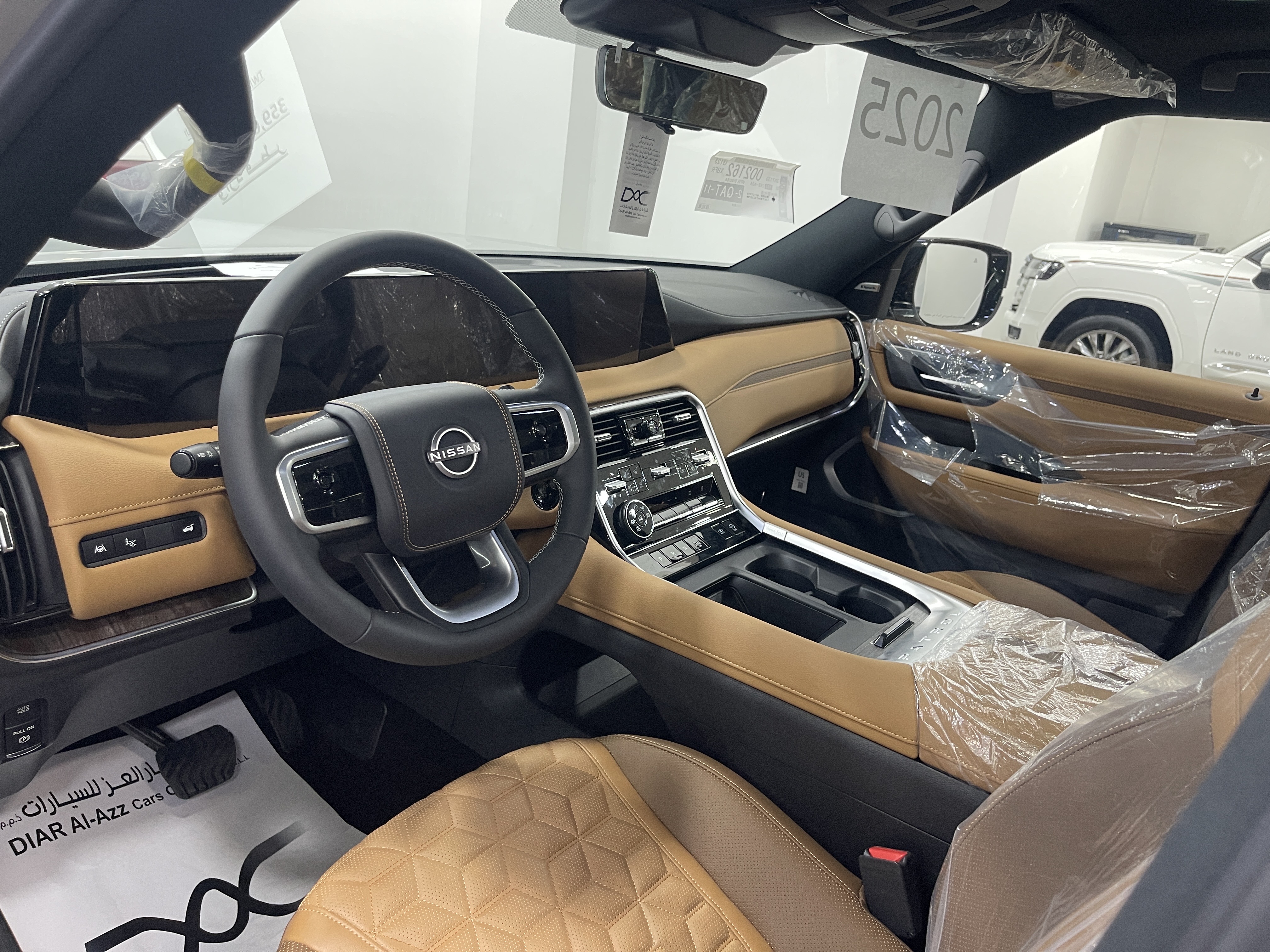 Nissan Patrol Platinum Twin Turbo  2025 - Image 4