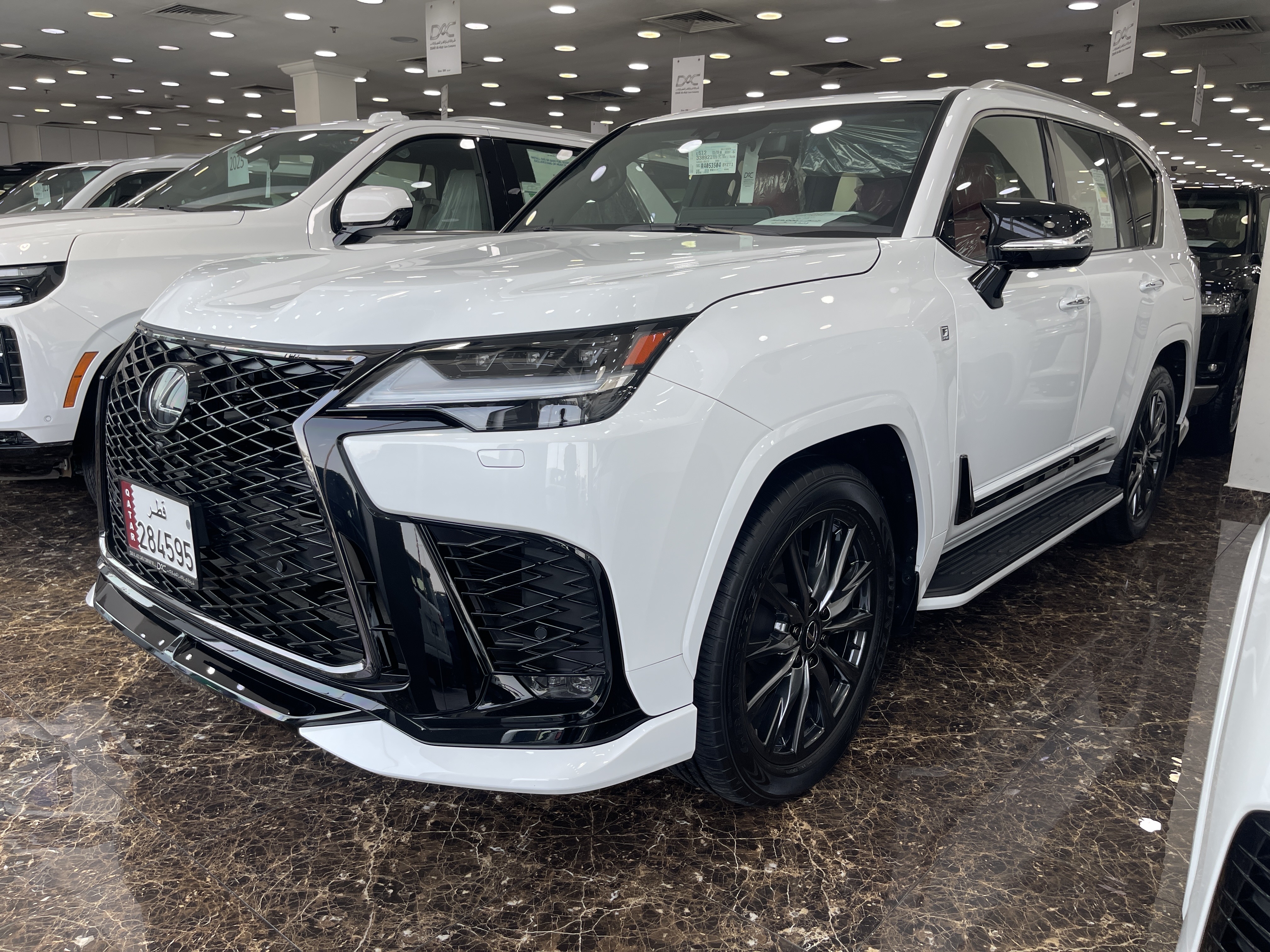 Lexus LX 600  F-Sport 2024 - Image 2
