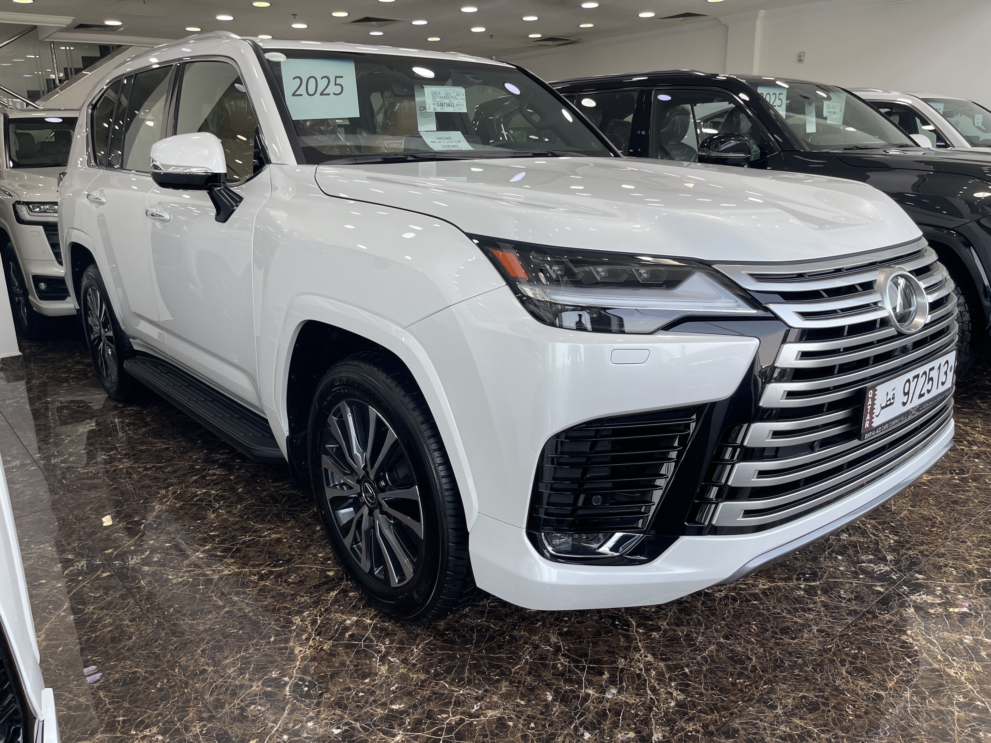 Lexus LX 600 2025 - Image 2
