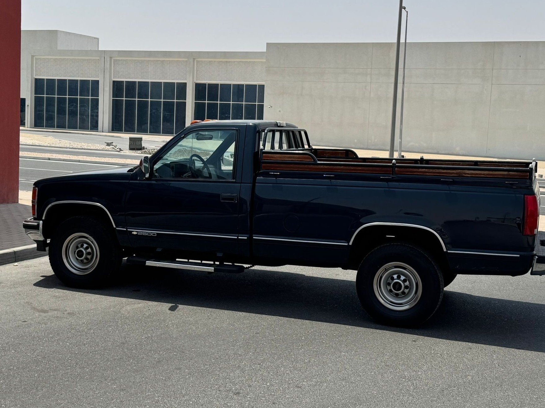 Chevrolet Silverado 2500 HD 1992 - Image 3