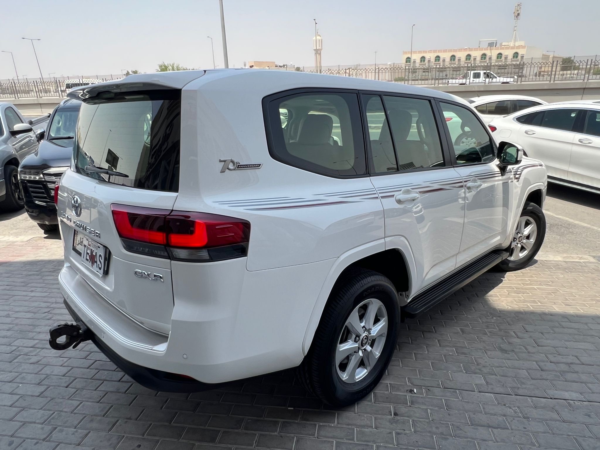 Toyota Land Cruiser GX.R 2022 - Image 2