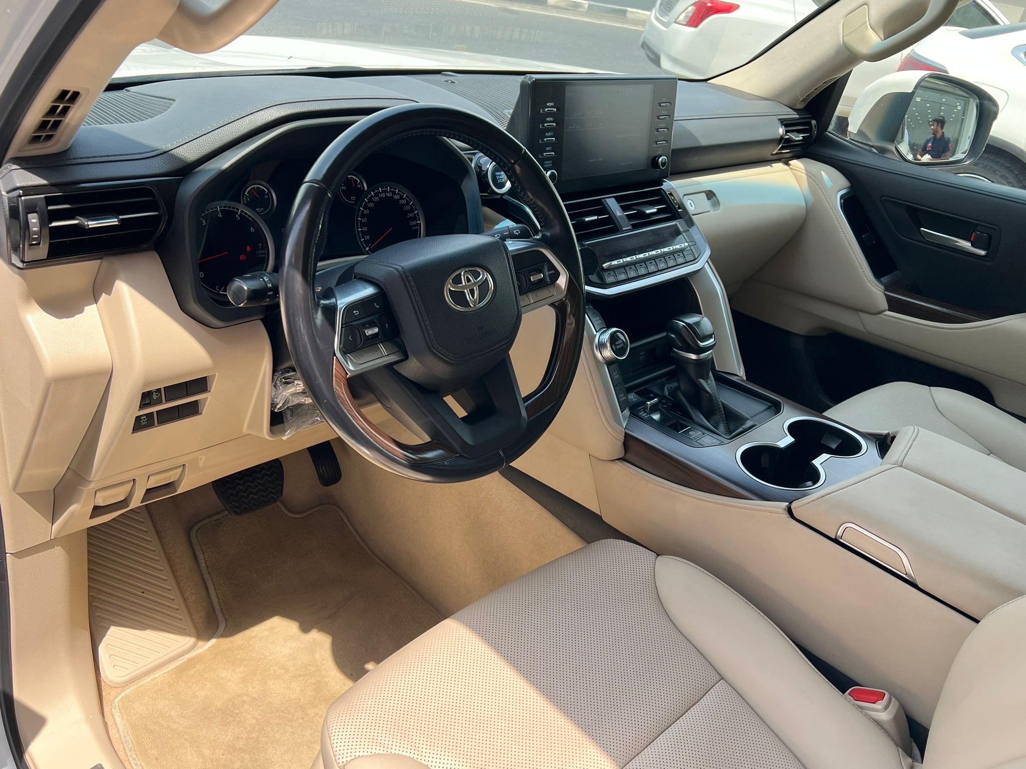 Toyota Land Cruiser GX.R 2022 - Image 4