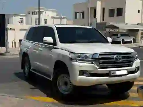 تويوتا لاند كروزر جي اكس.ار 2016 - Image 4