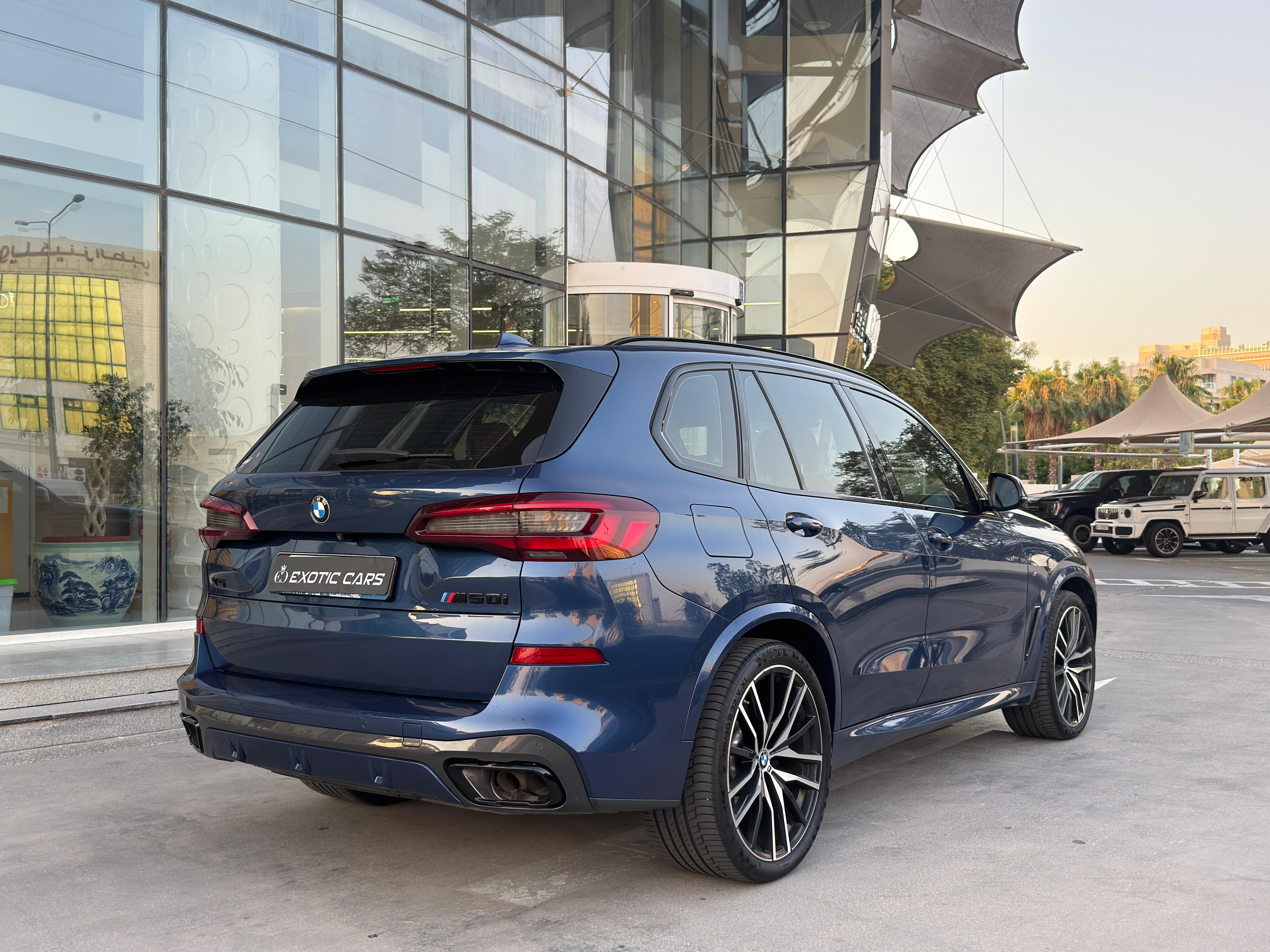 بي أم دبليو الفئة اكس X5 M50i 2022 - Image 3