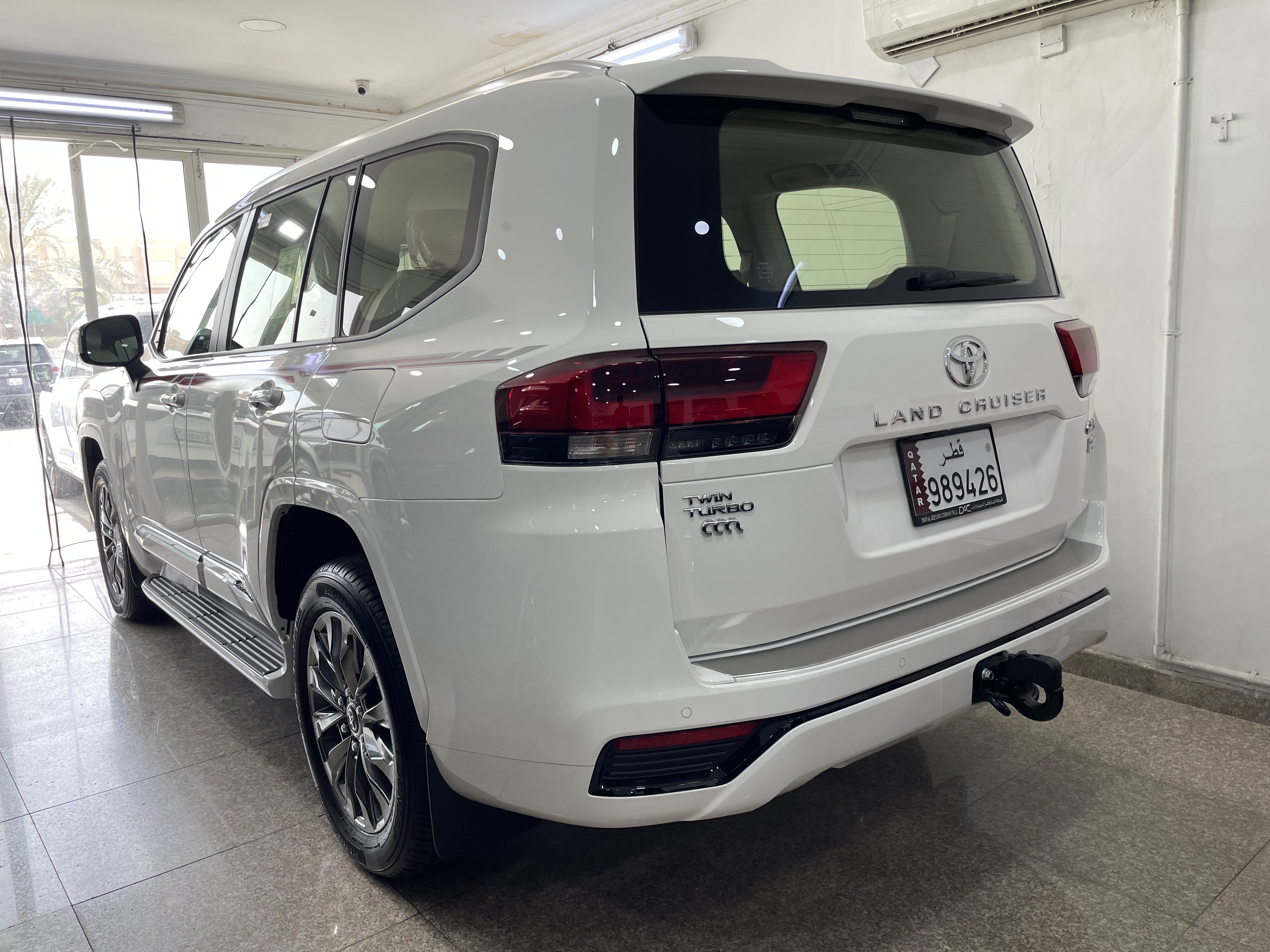 Toyota Land Cruiser GX.R 2025 - Image 2