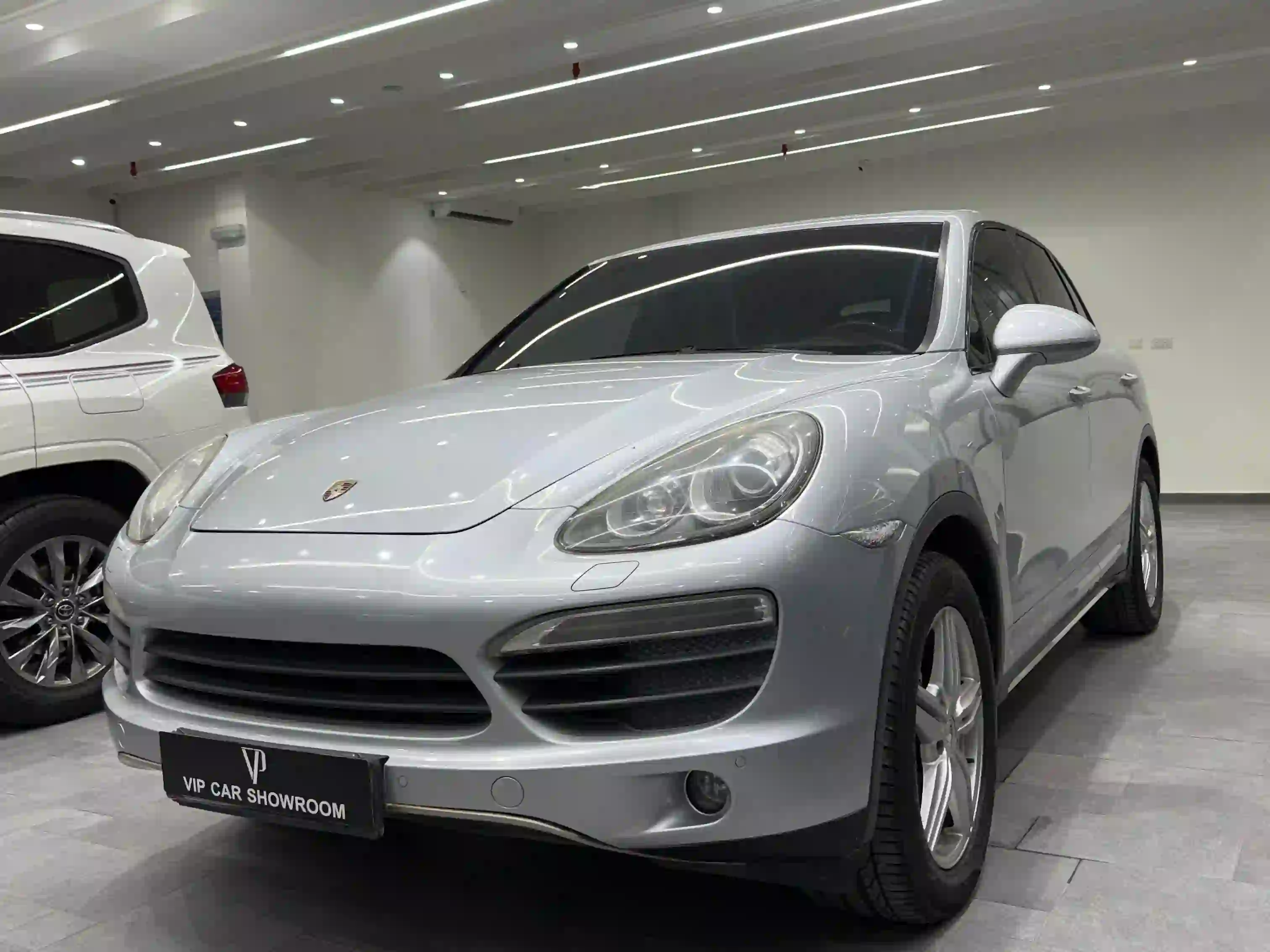 Porsche Cayenne S  2011