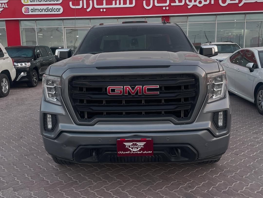 GMC Sierra Elevation  2022 - Image 2