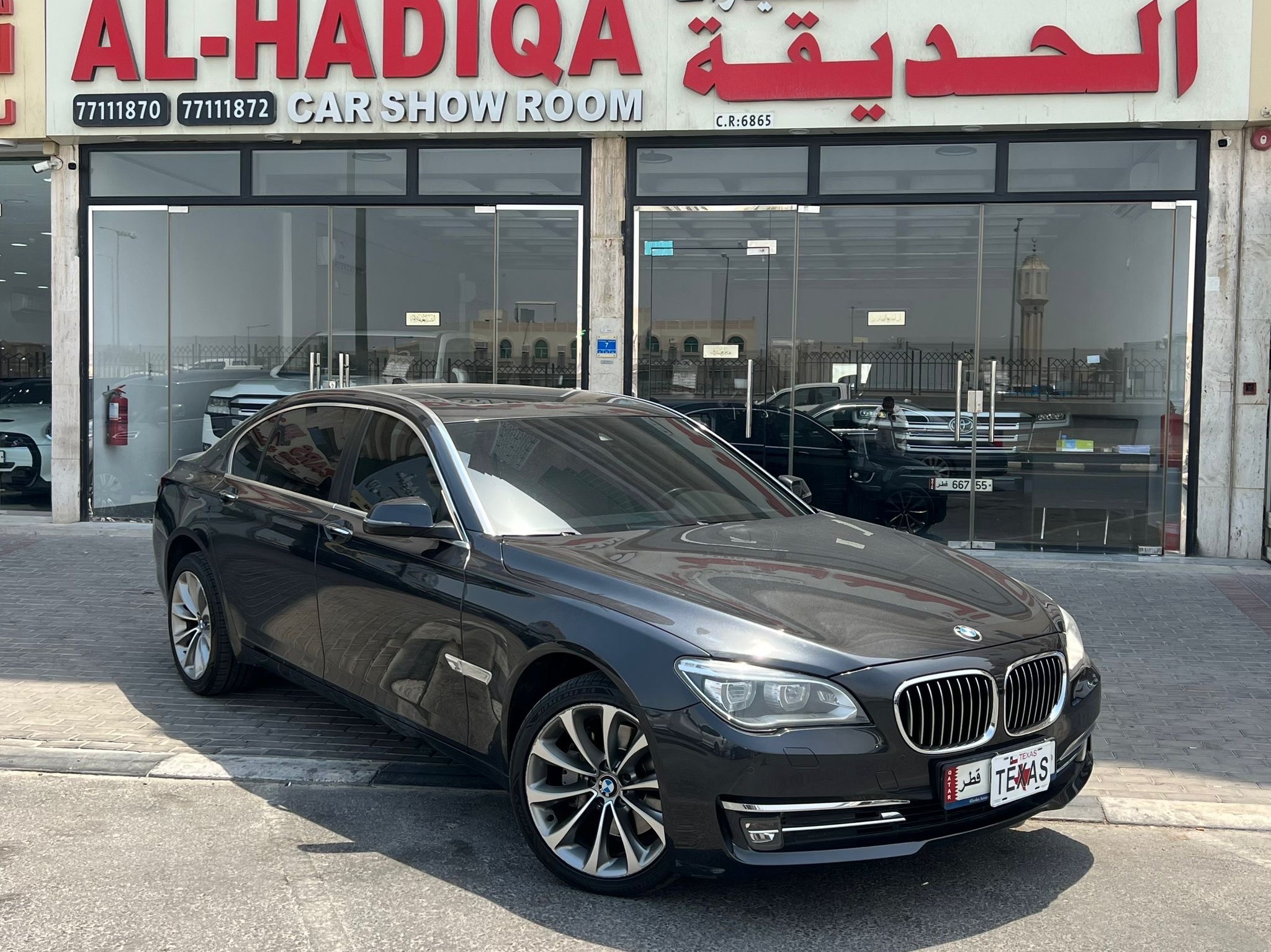 بي أم دبليو الفئة السابعة 730 ال اي 2015 - Image 1
