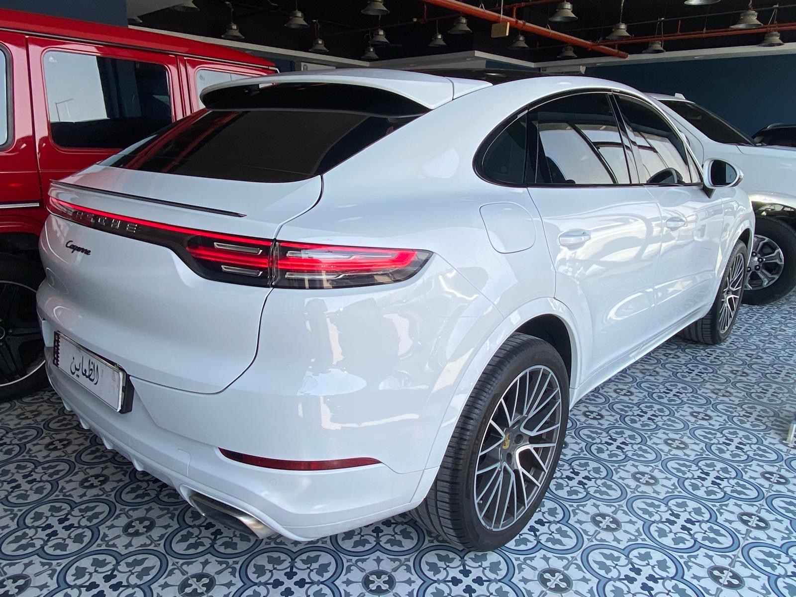 Porsche Cayenne 2021 - Image 2