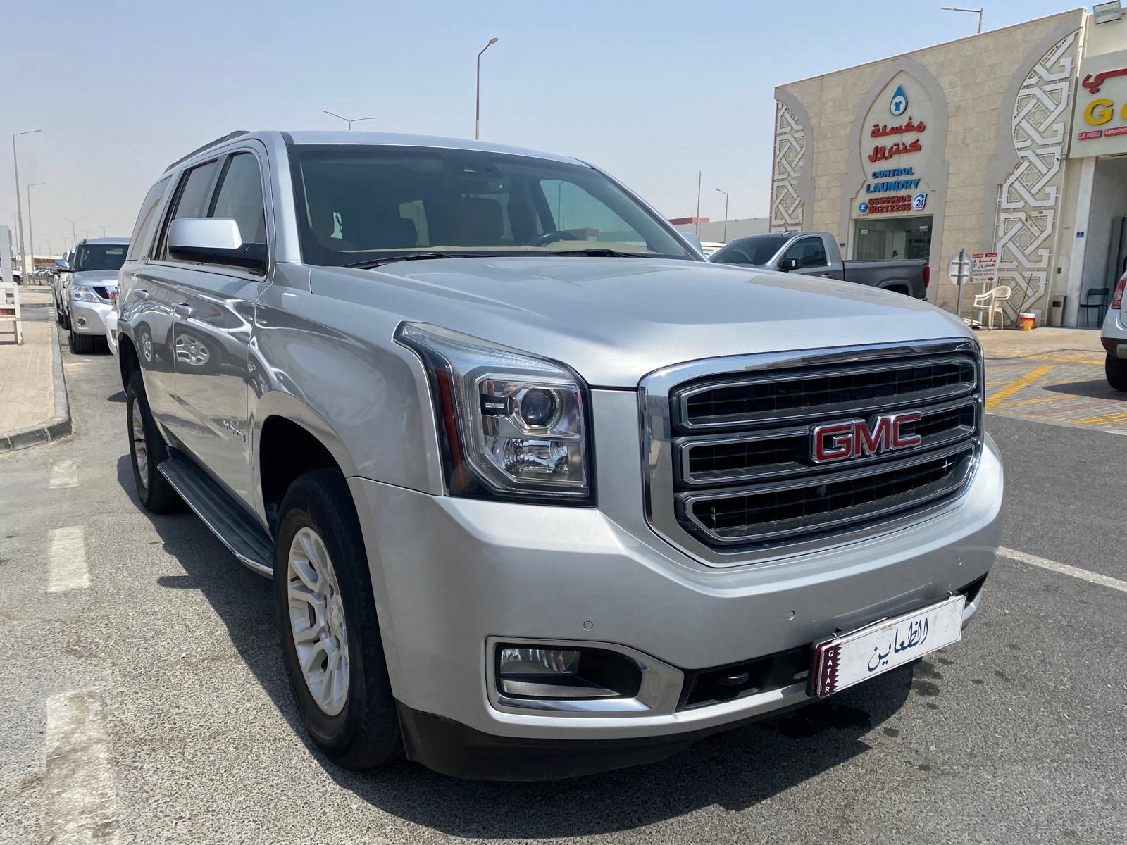 GMC Yukon Standard 2017 - Image 2