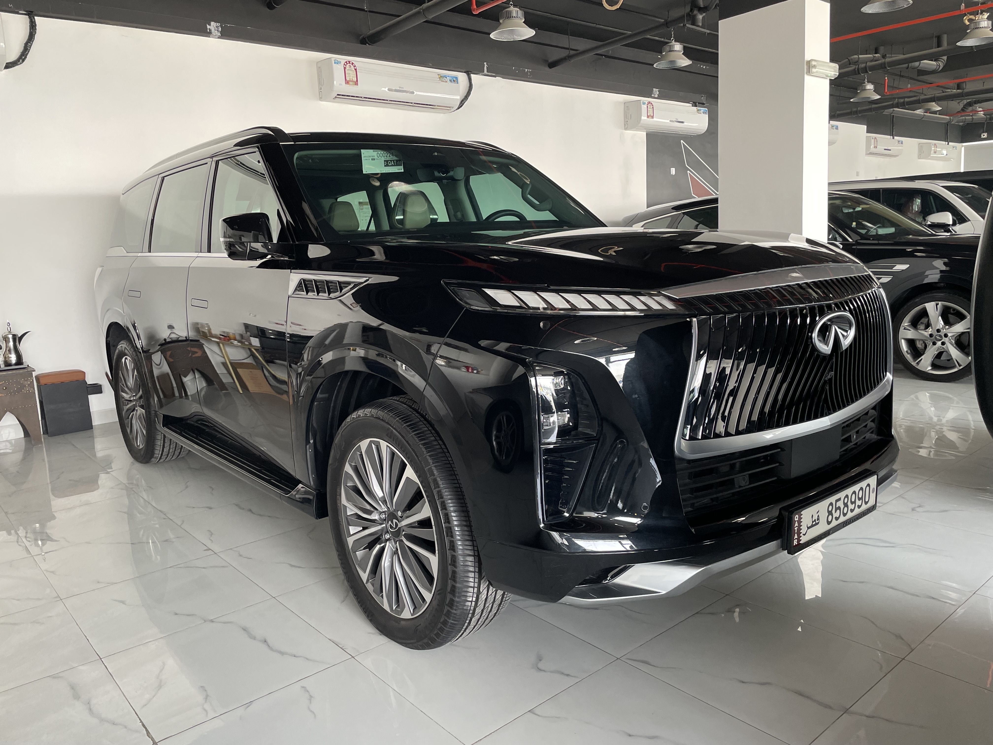 Infiniti QX 80 2026 - Image 2