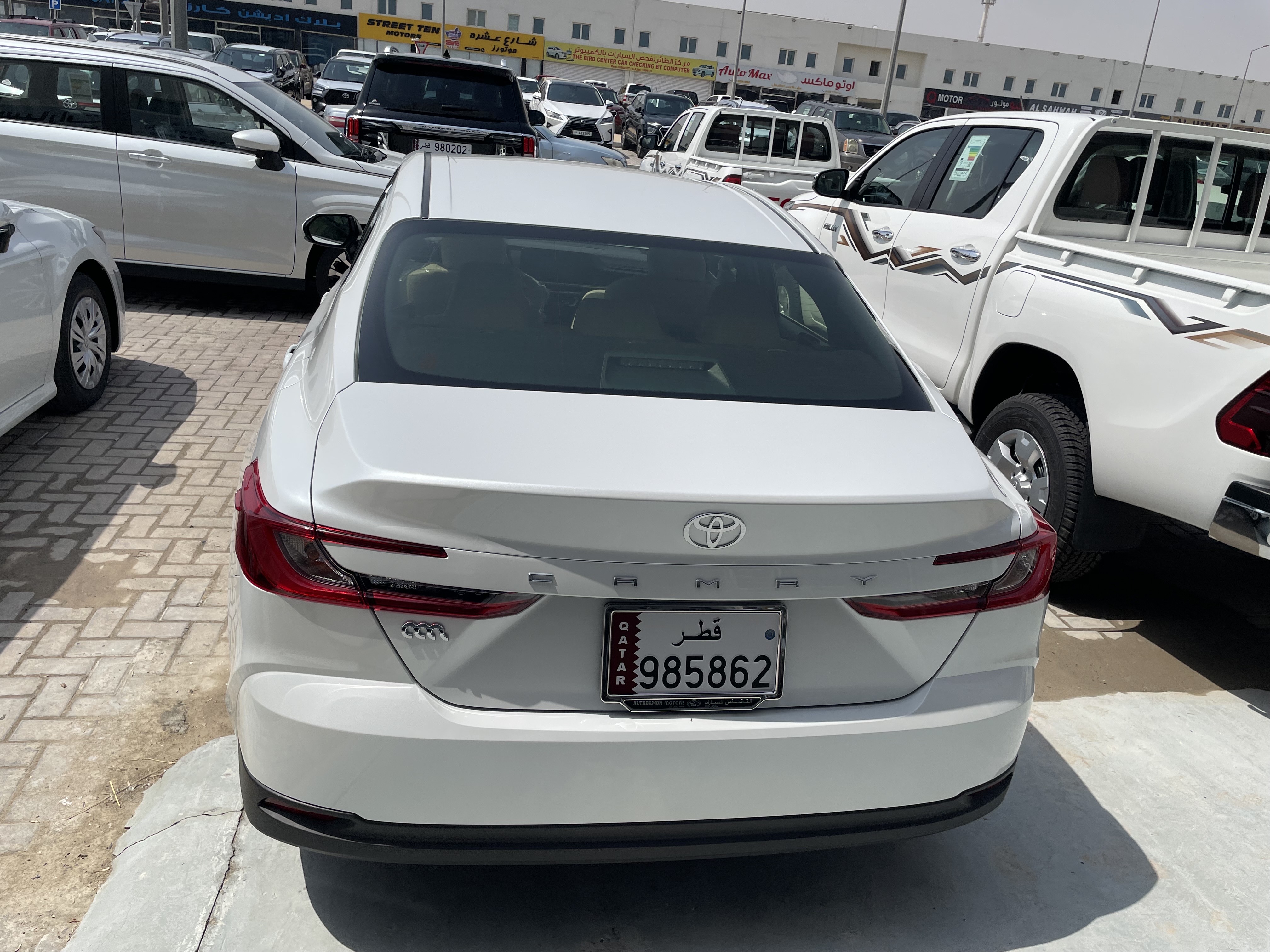 Toyota Camry 2025 - Image 4