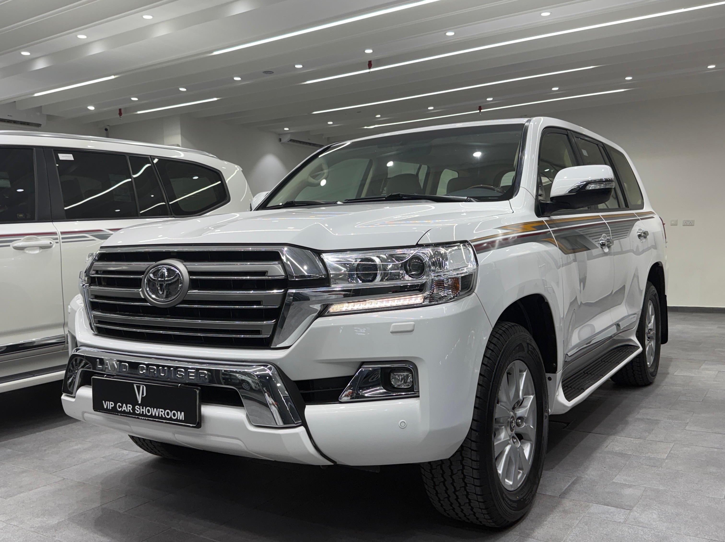 Toyota Land Cruiser GX.R 2015 - Image 3