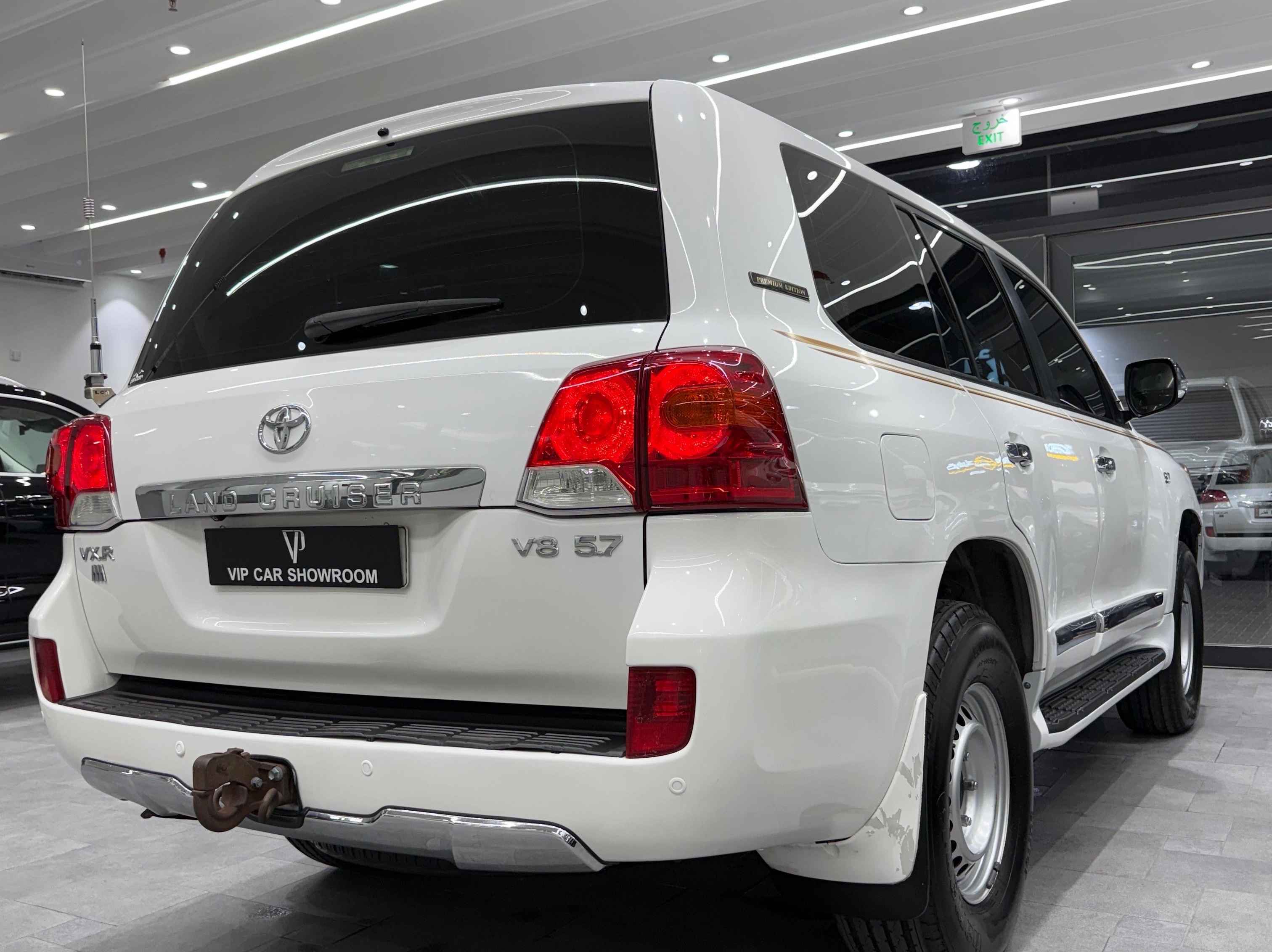 Toyota Land Cruiser VX.R 2013 - Image 3