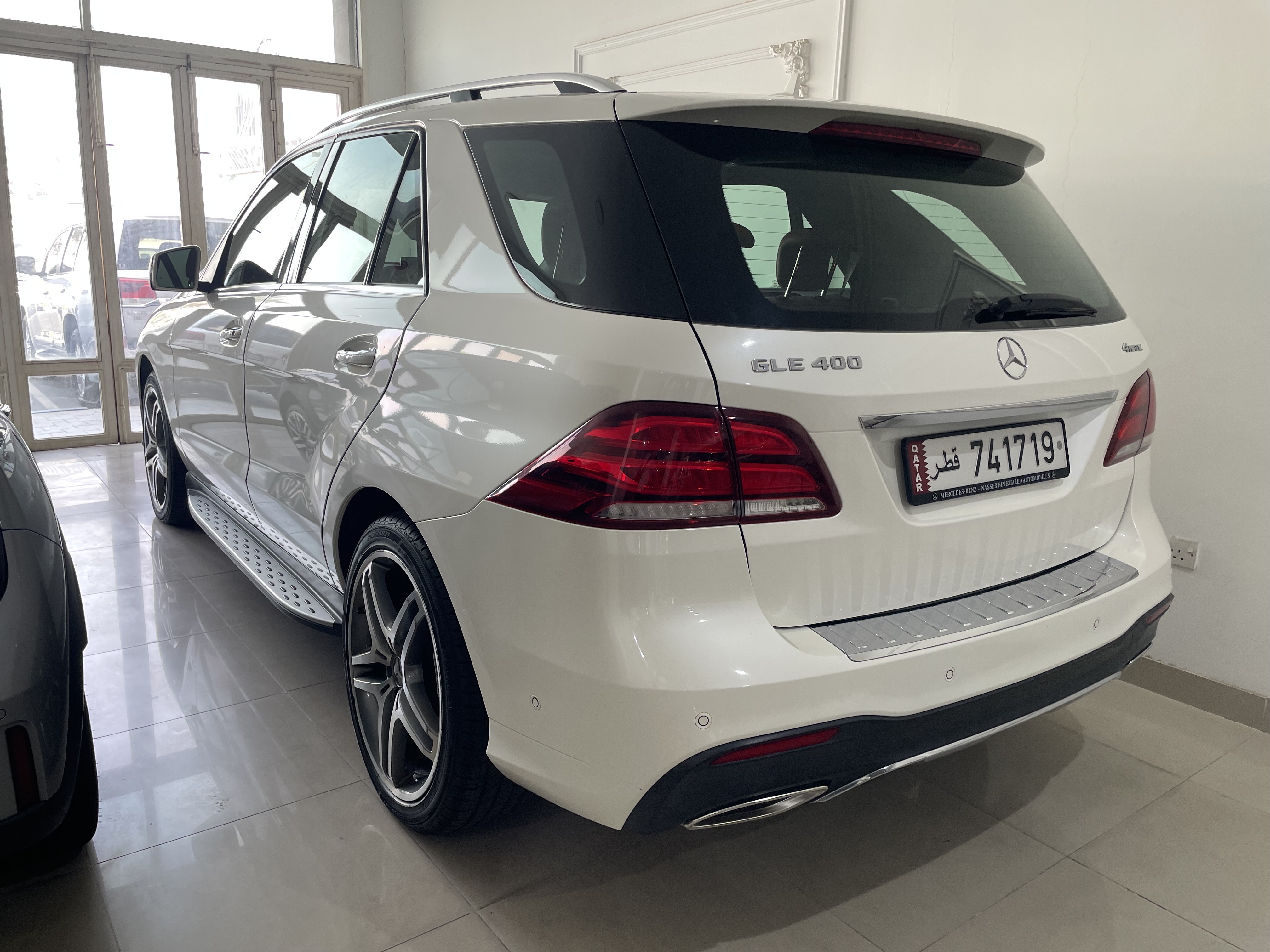 Mercedes-Benz GLE  400 2017 - Image 2