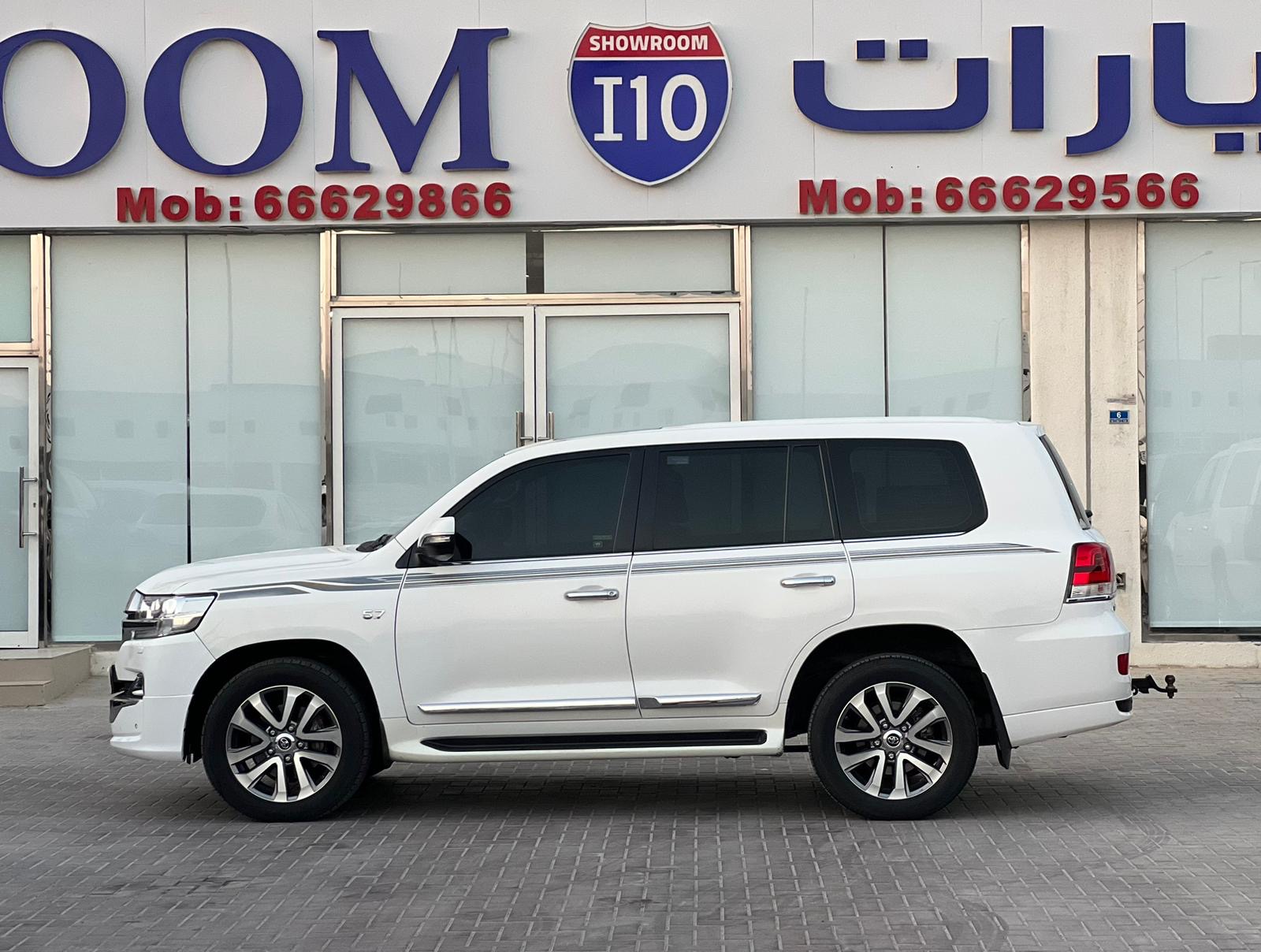 Toyota Land Cruiser VX.R - Image 2