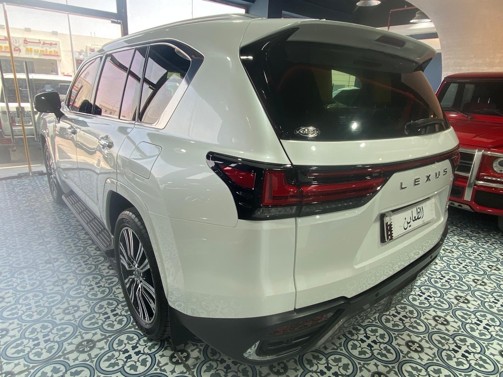 Lexus LX 600 2024 - Image 2