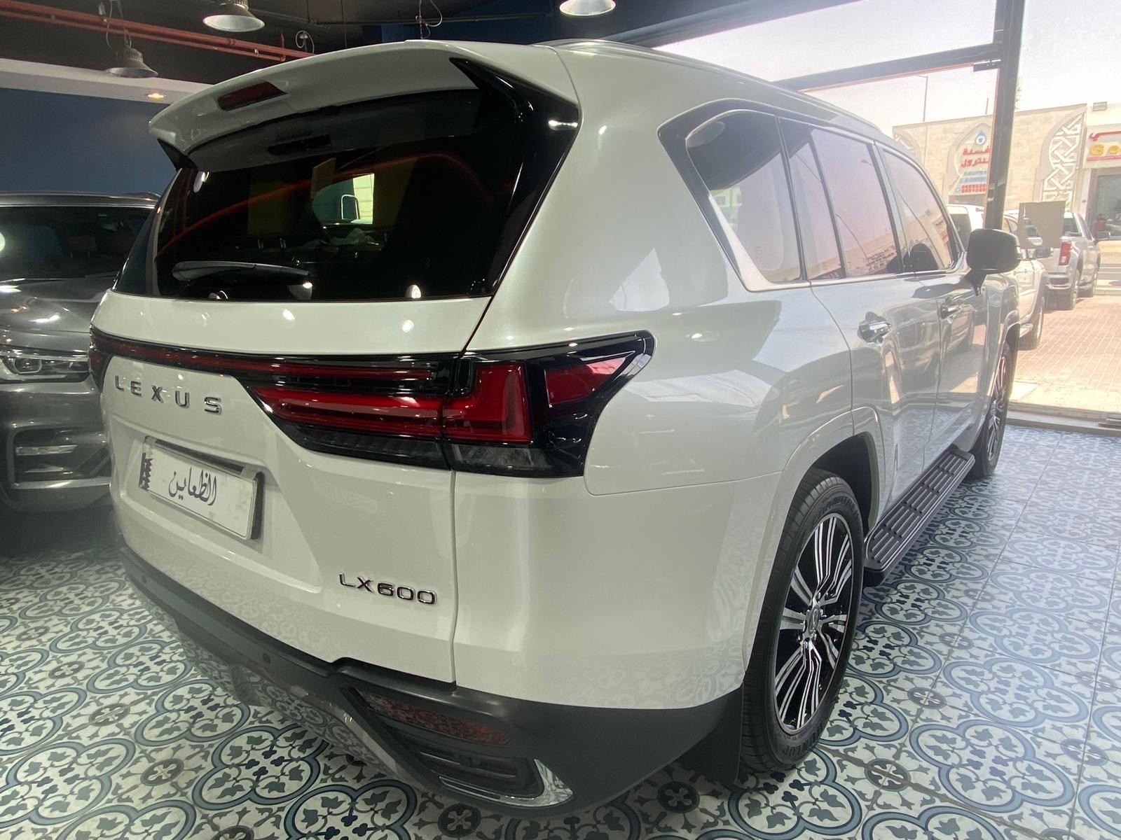Lexus LX 600 2024 - Image 3
