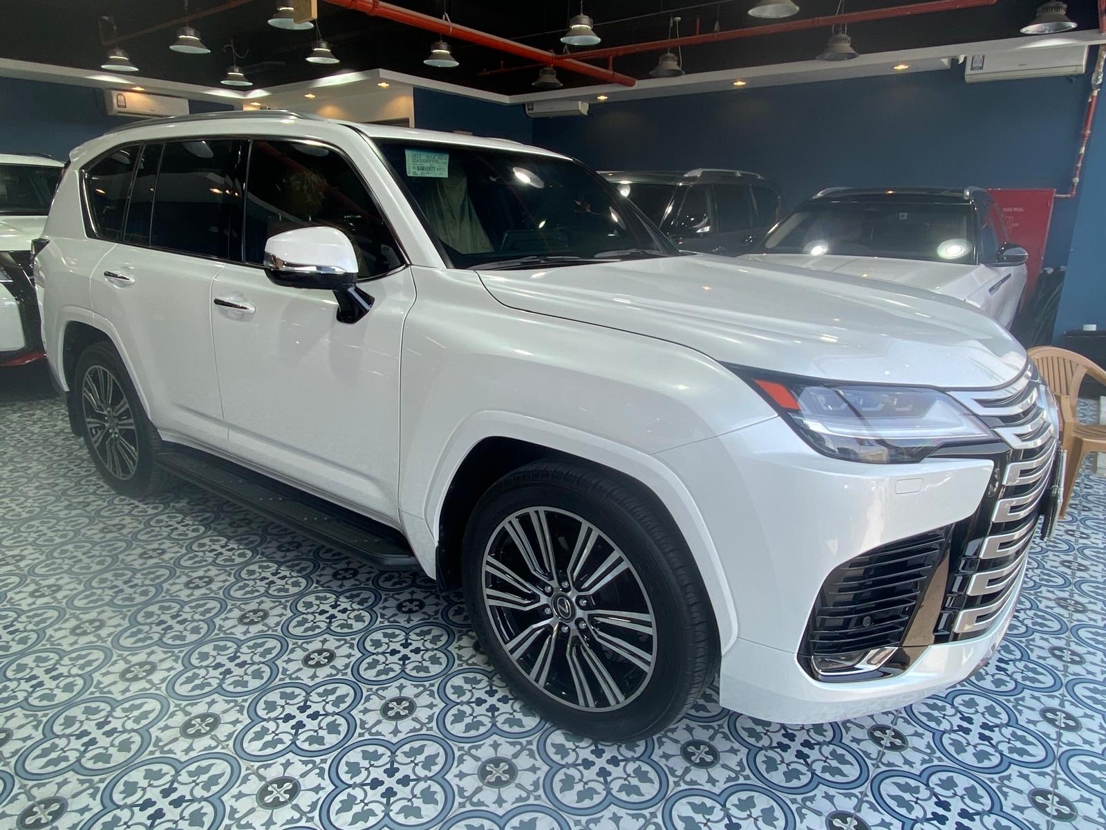 Lexus LX 600 2024 - Image 4