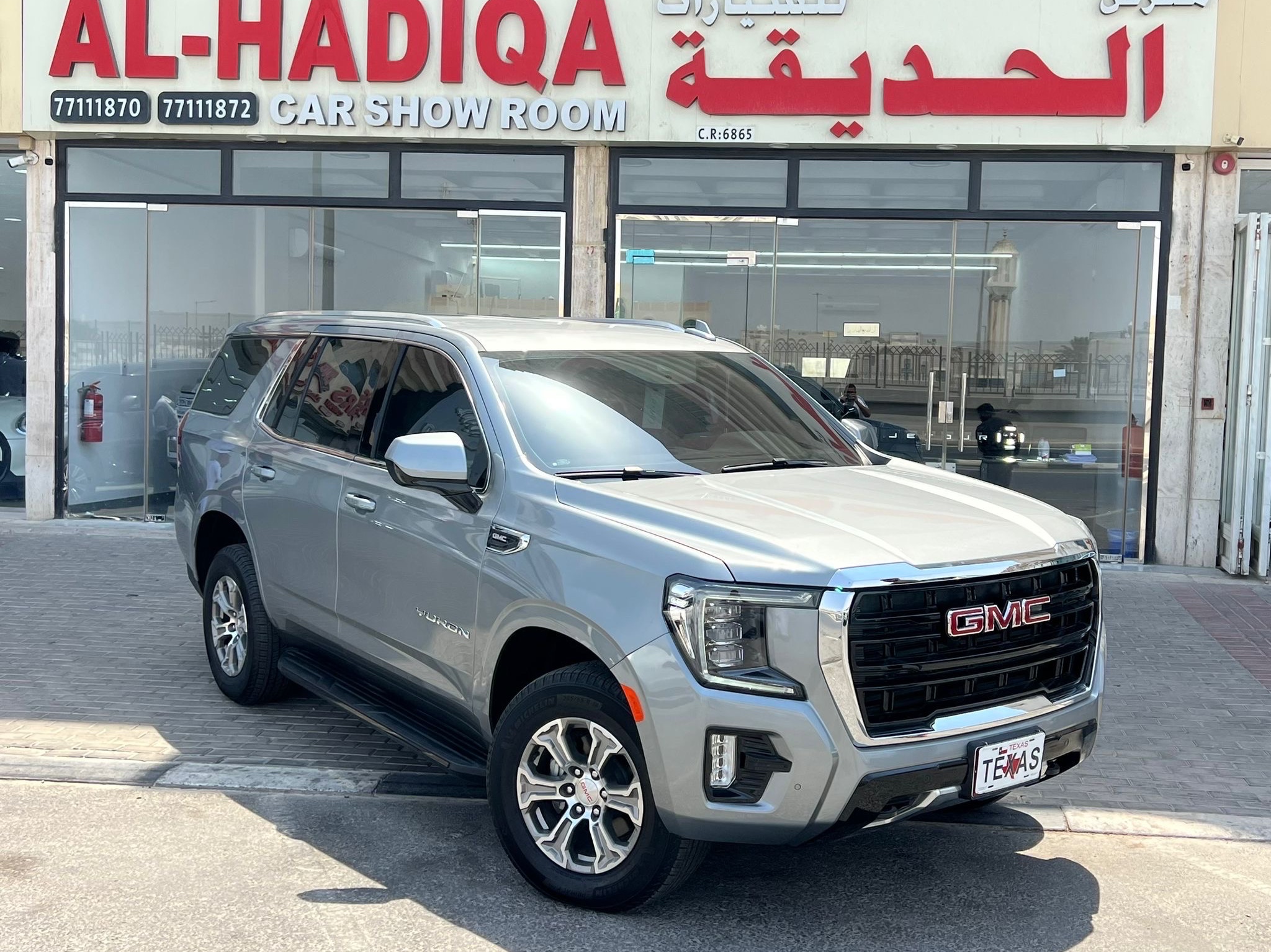 GMC Yukon SLE 2023 - Image 1