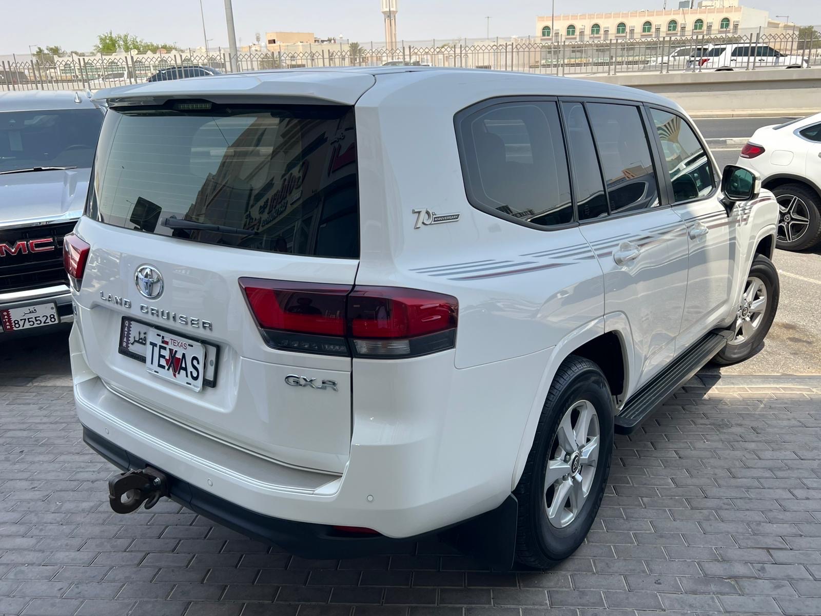 Toyota Land Cruiser GX.R 2022 - Image 2