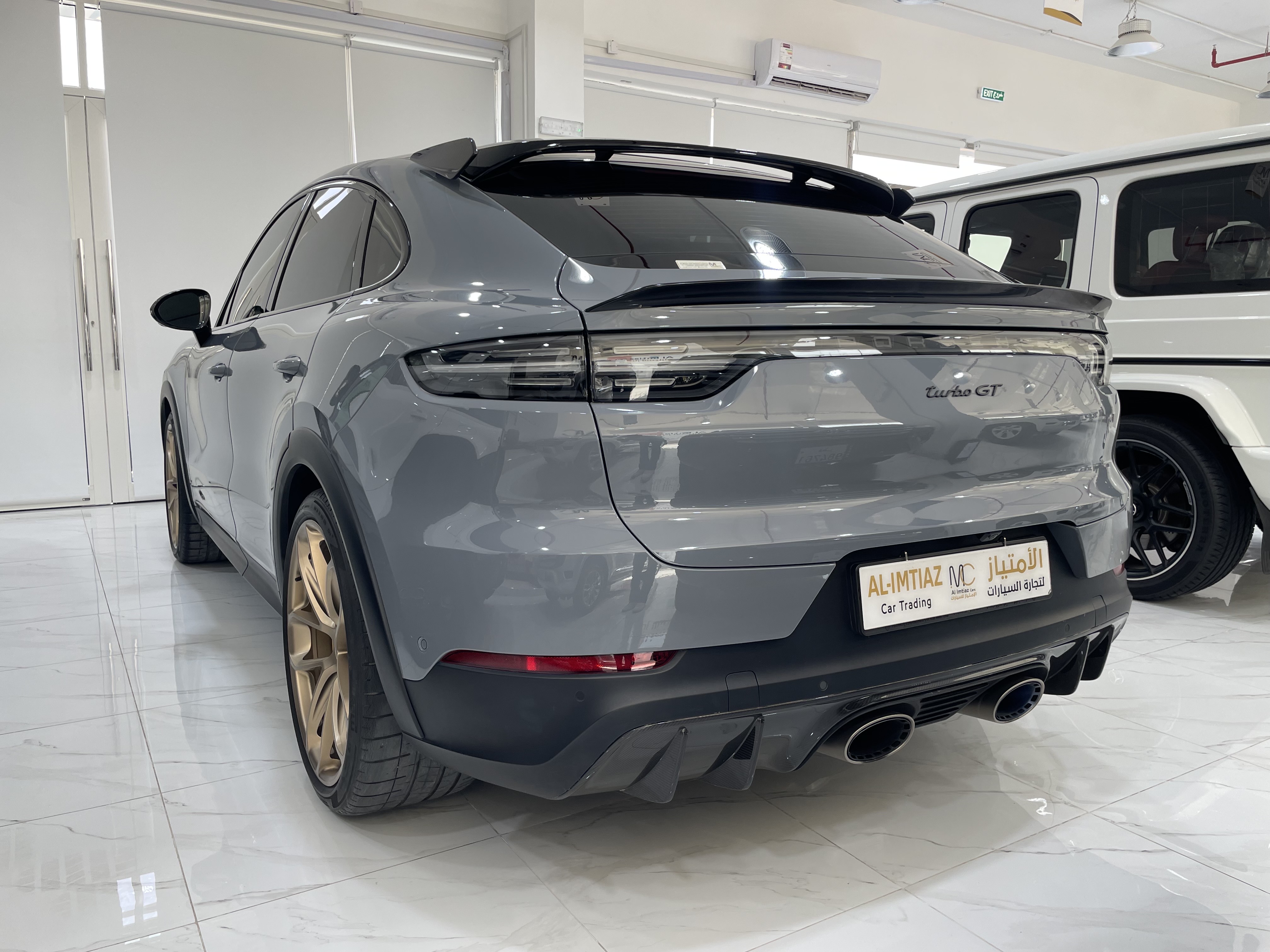 Porsche Cayenne Turbo  2023 - Image 3