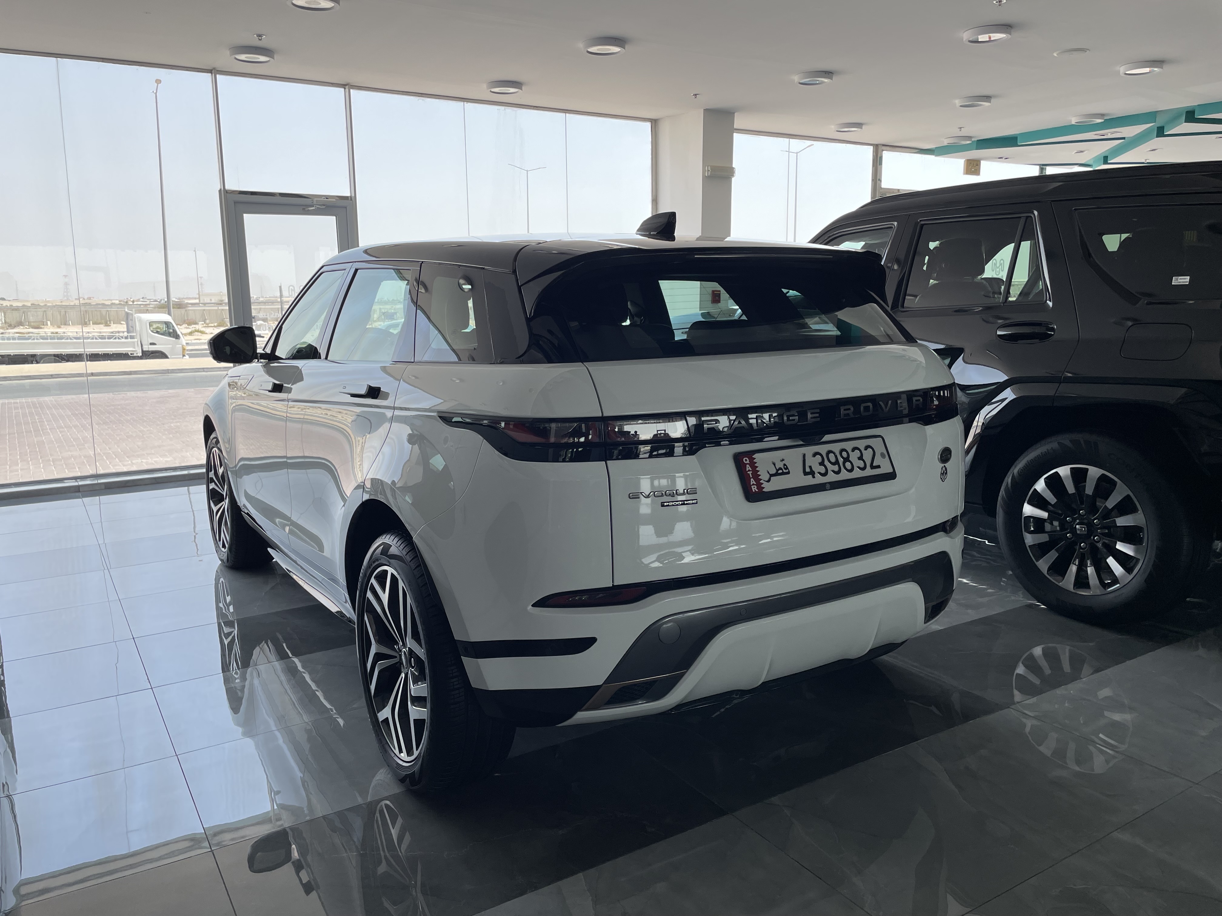 Land Rover Range Evoque 2020 - Image 2