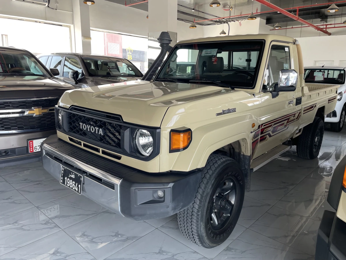 Toyota Land Cruiser LX 2024