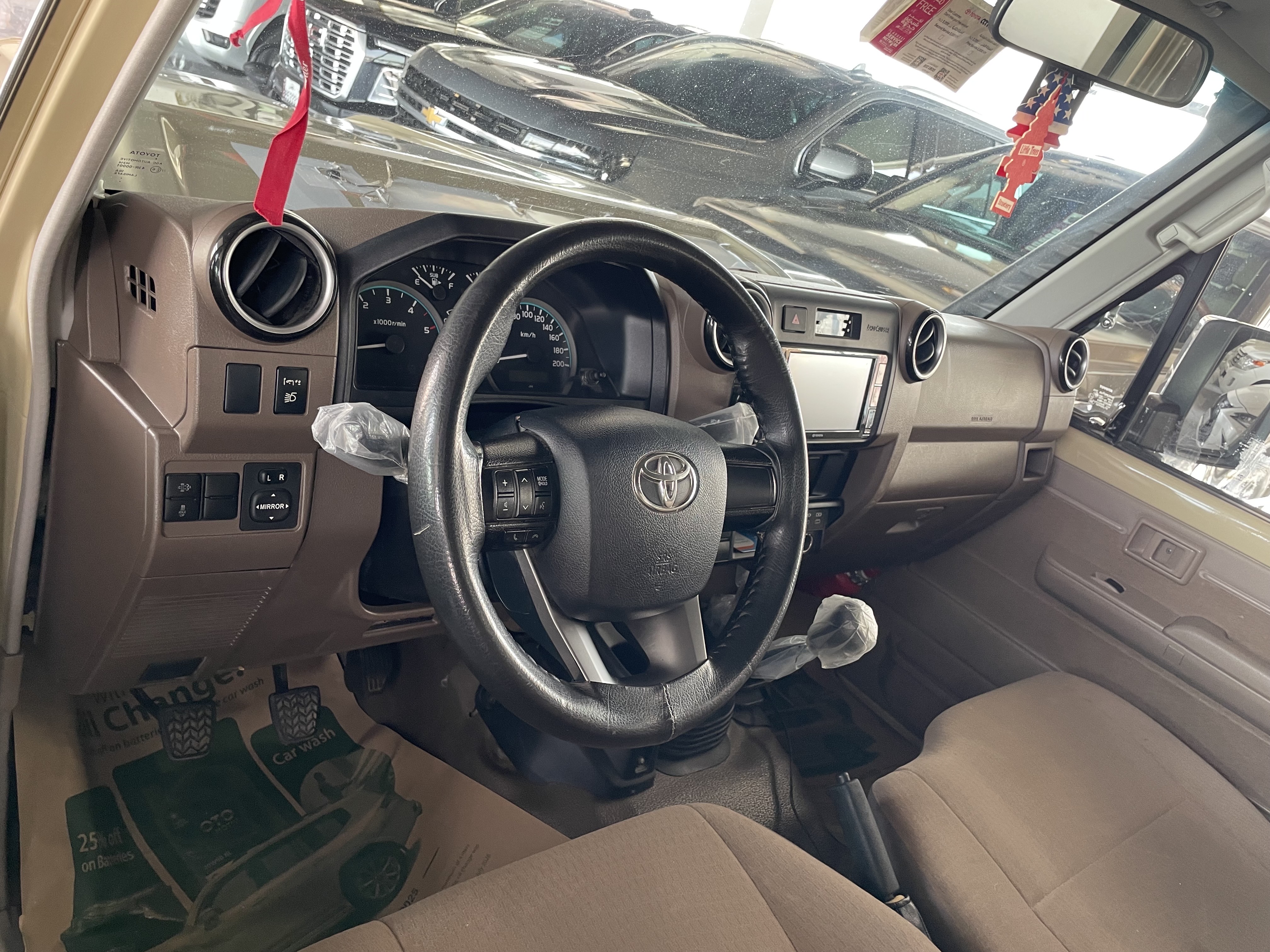 Toyota Land Cruiser LX 2024 - Image 4