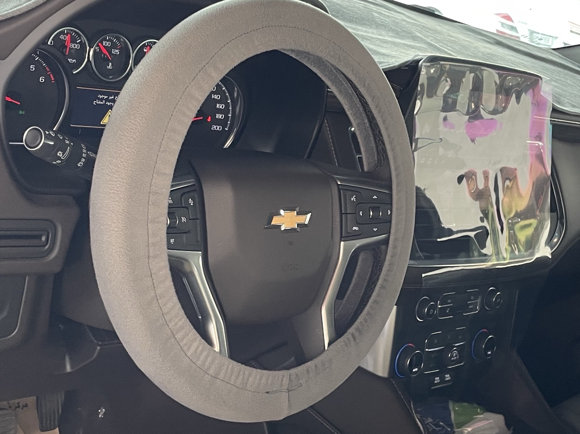 Chevrolet Suburban 2024 - Image 3