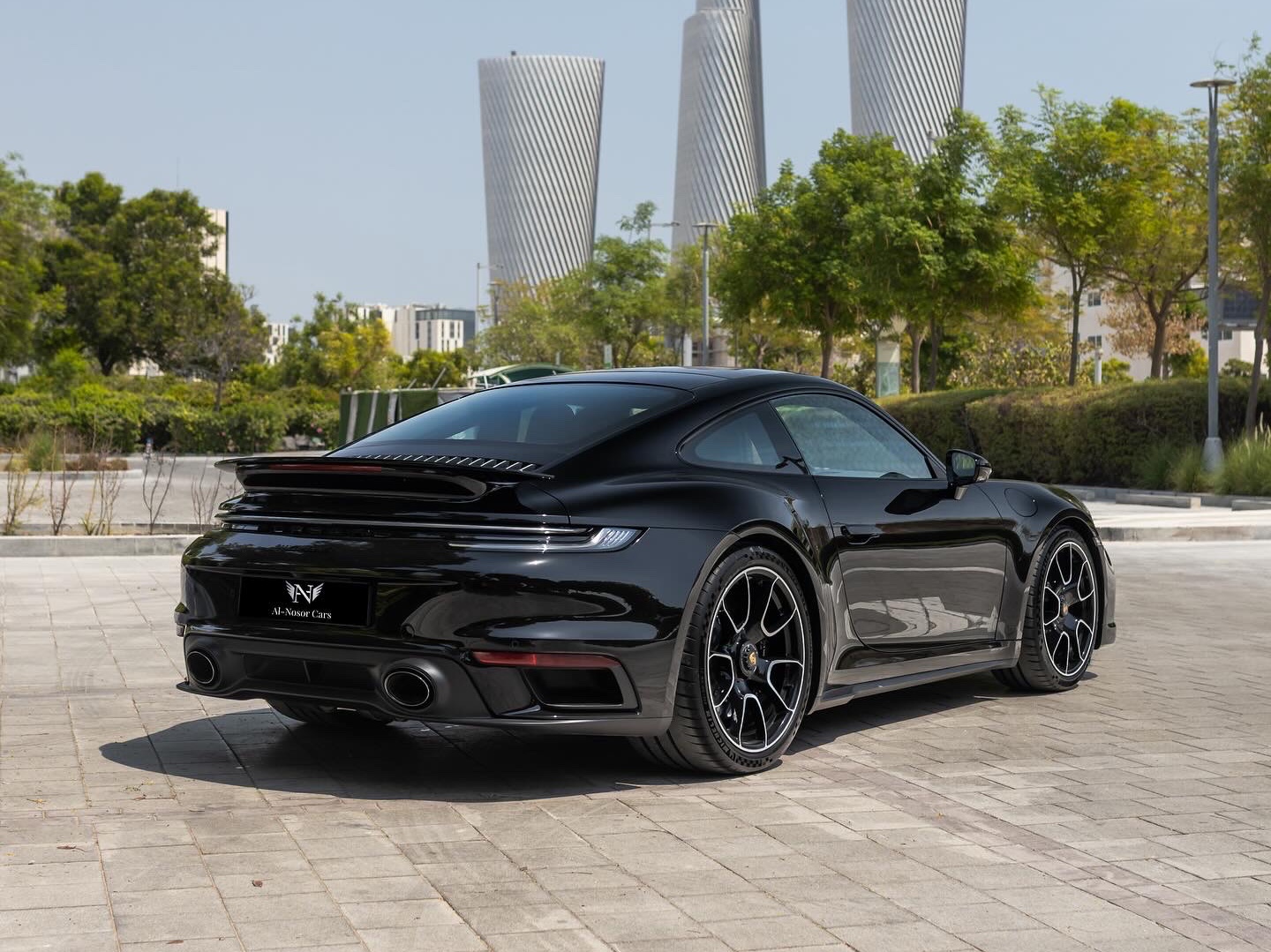 Porsche 911 Turbo S 2020 - Image 3