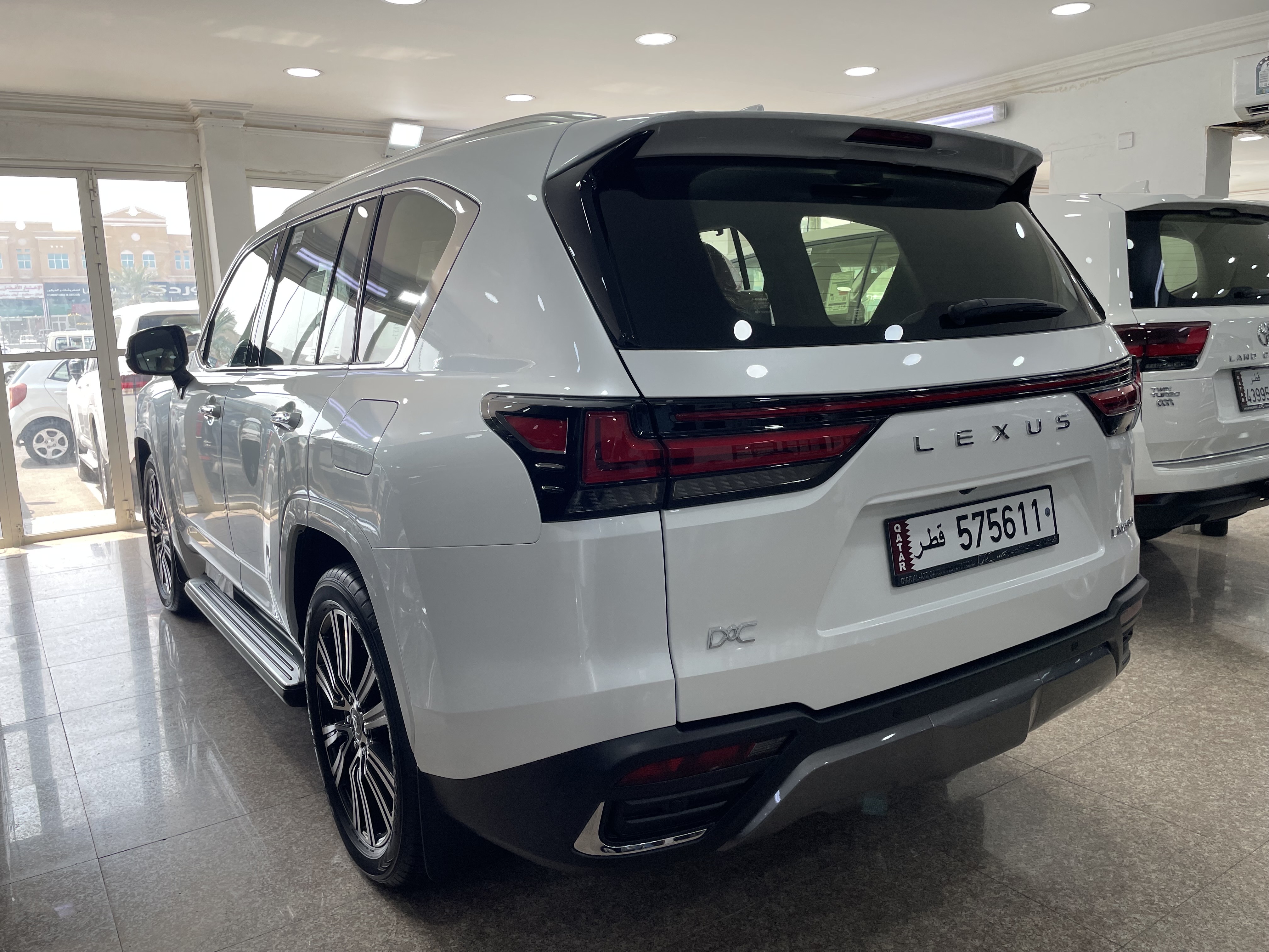 Lexus LX 600 2025 - Image 2