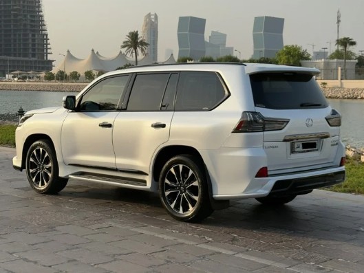 لكزس ال اكس 570 2021 - Image 3