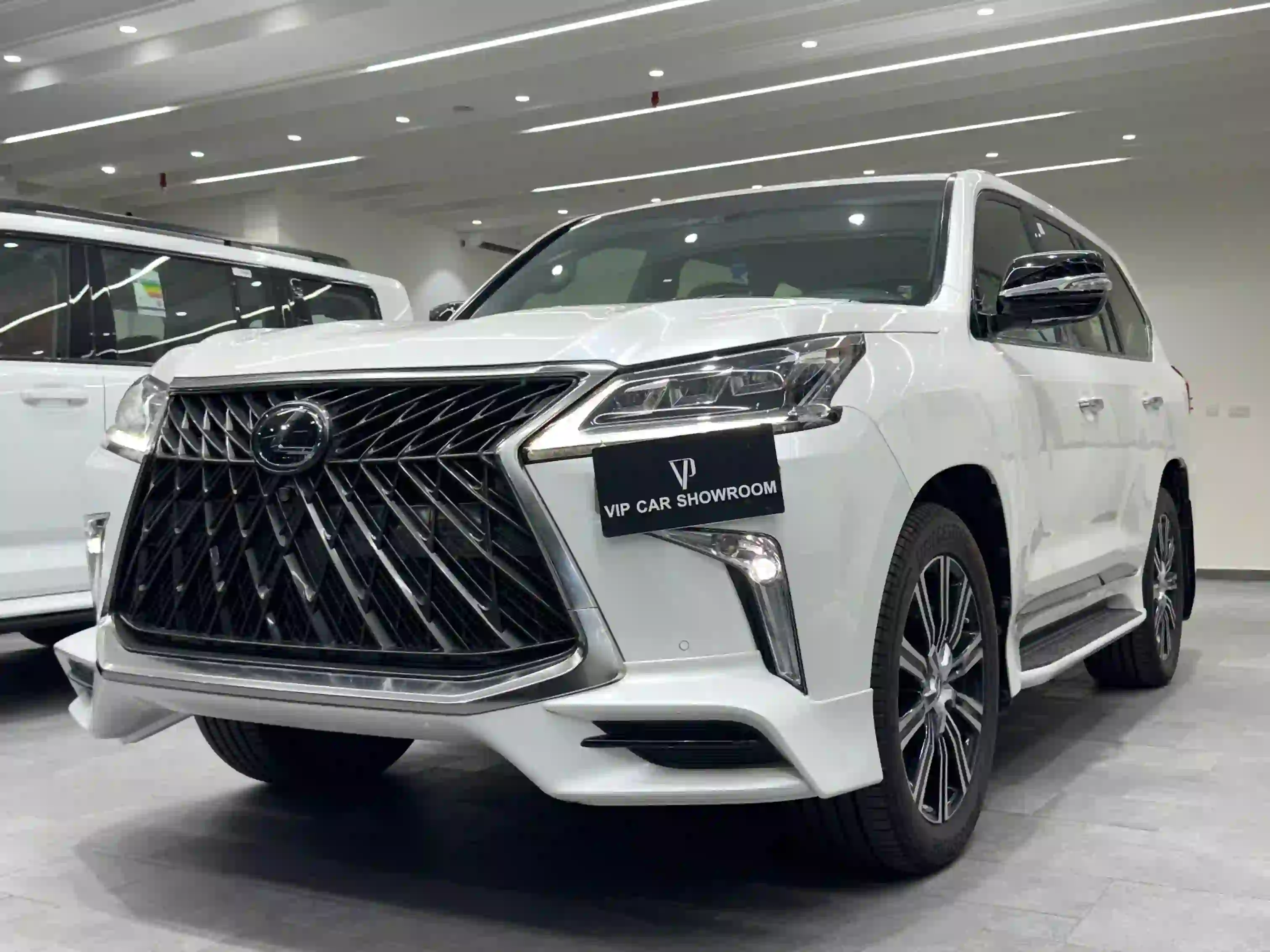 Lexus LX 570 S 2018