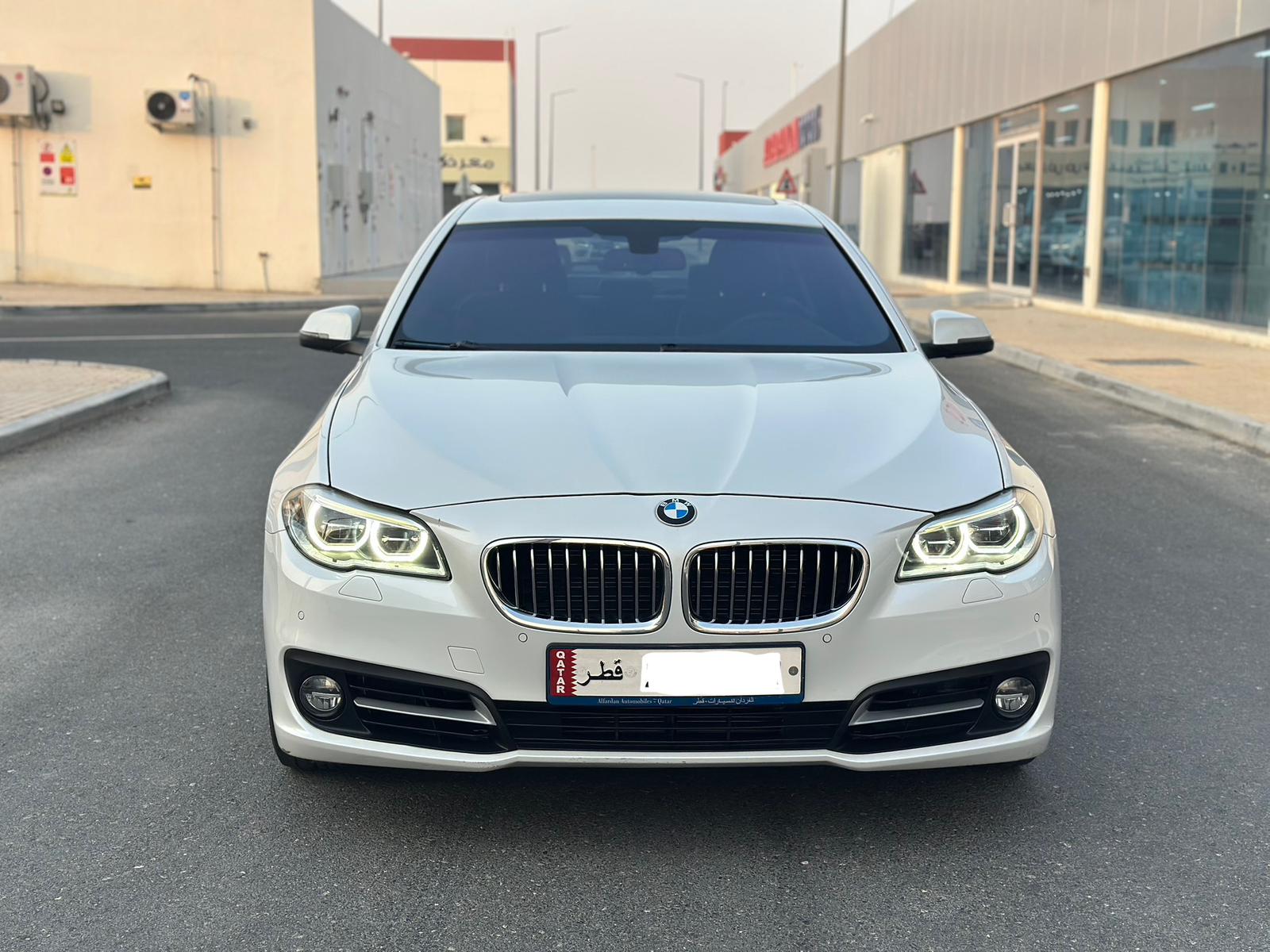 BMW 5-Series 528i 2016 - Image 2