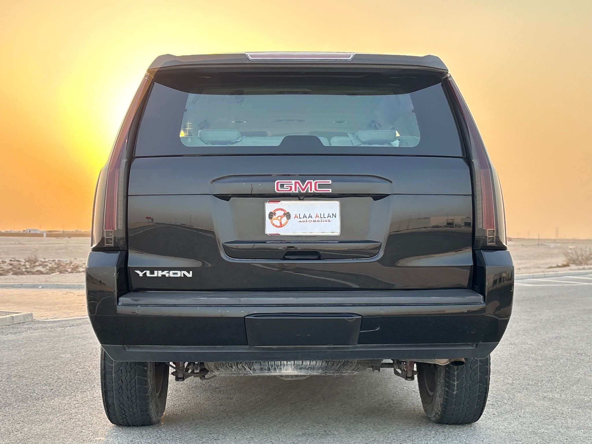GMC Yukon SLE 2017 - Image 3
