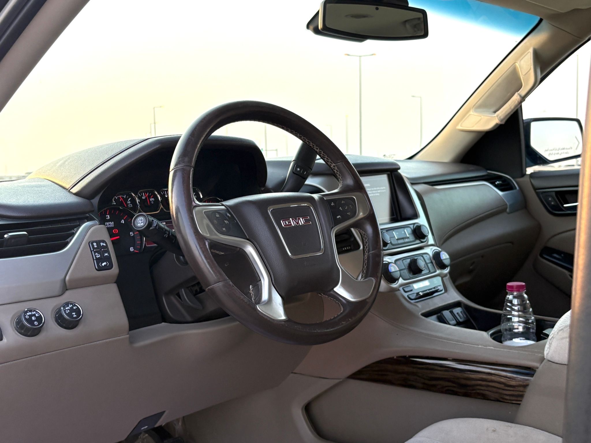 GMC Yukon SLE 2017 - Image 4