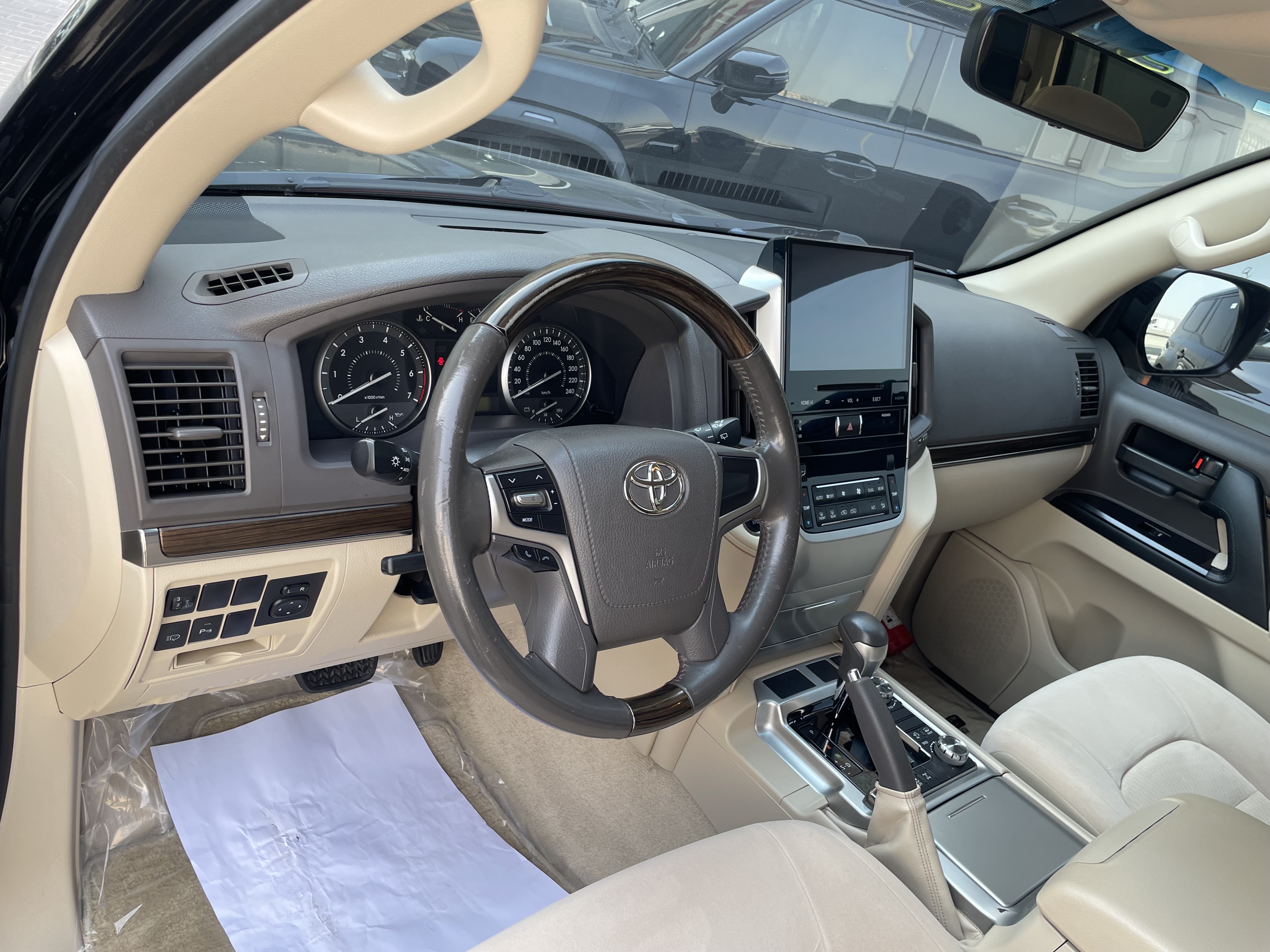 Toyota Land Cruiser GX.R 2021 - Image 4