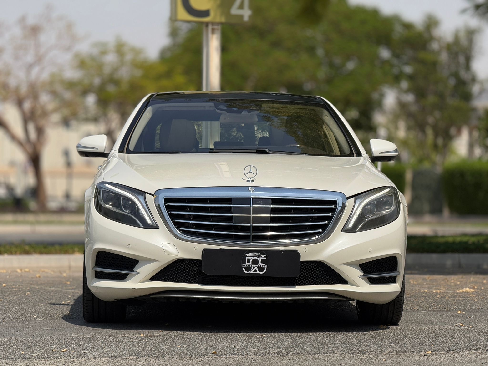 مرسيدس بنز S-Class Sedan 500 2015 - Image 2